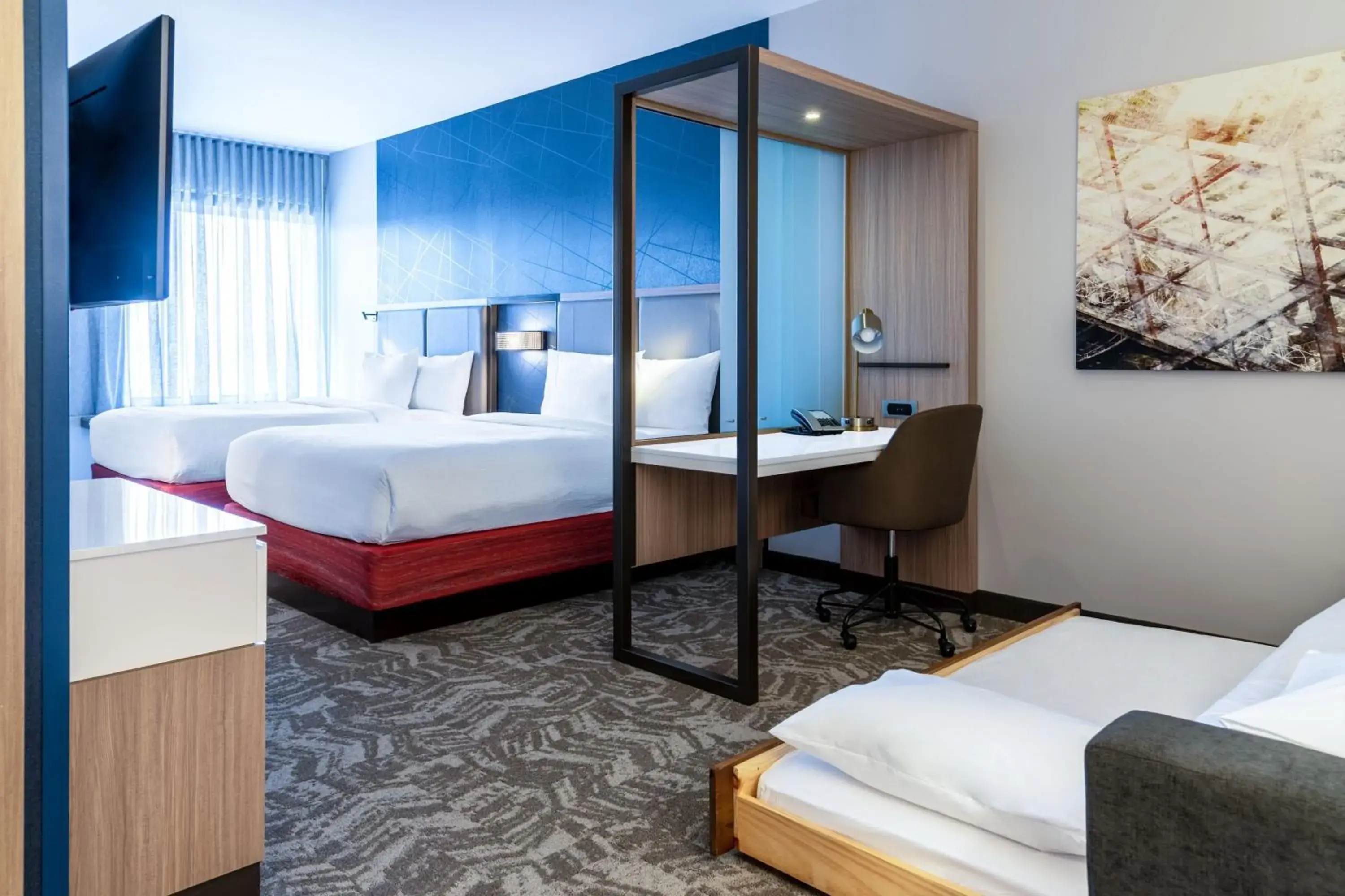 Queen Suite with Tub - Mobility Accessible in SpringHill Suites by Marriott Overland Park Leawood Queen Suite with Tub - Mobility Accessible in SpringHill Suites by Marriott Overland Park Leawood