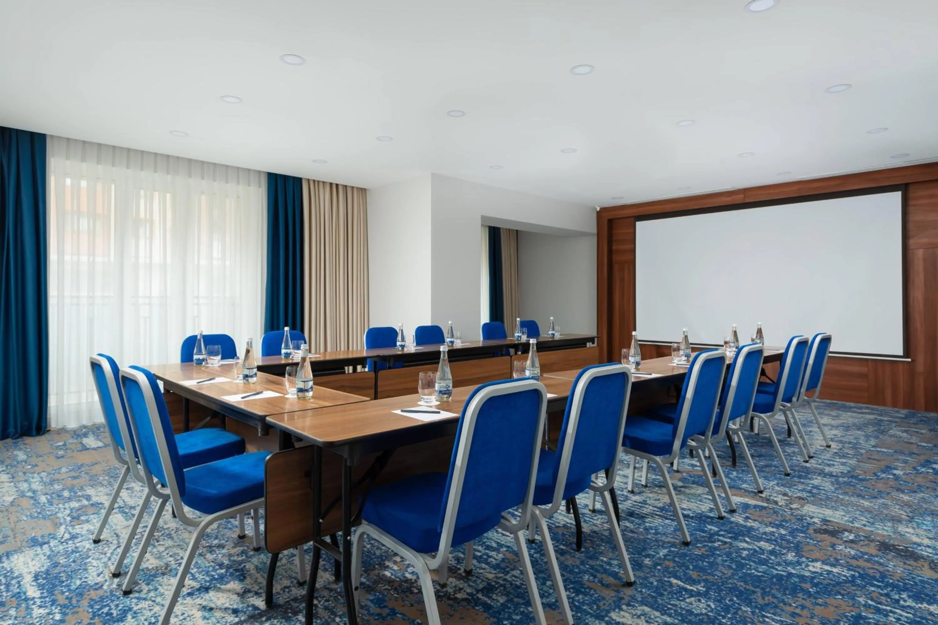 Meeting/conference room in Courtyard by Marriott Tashkent