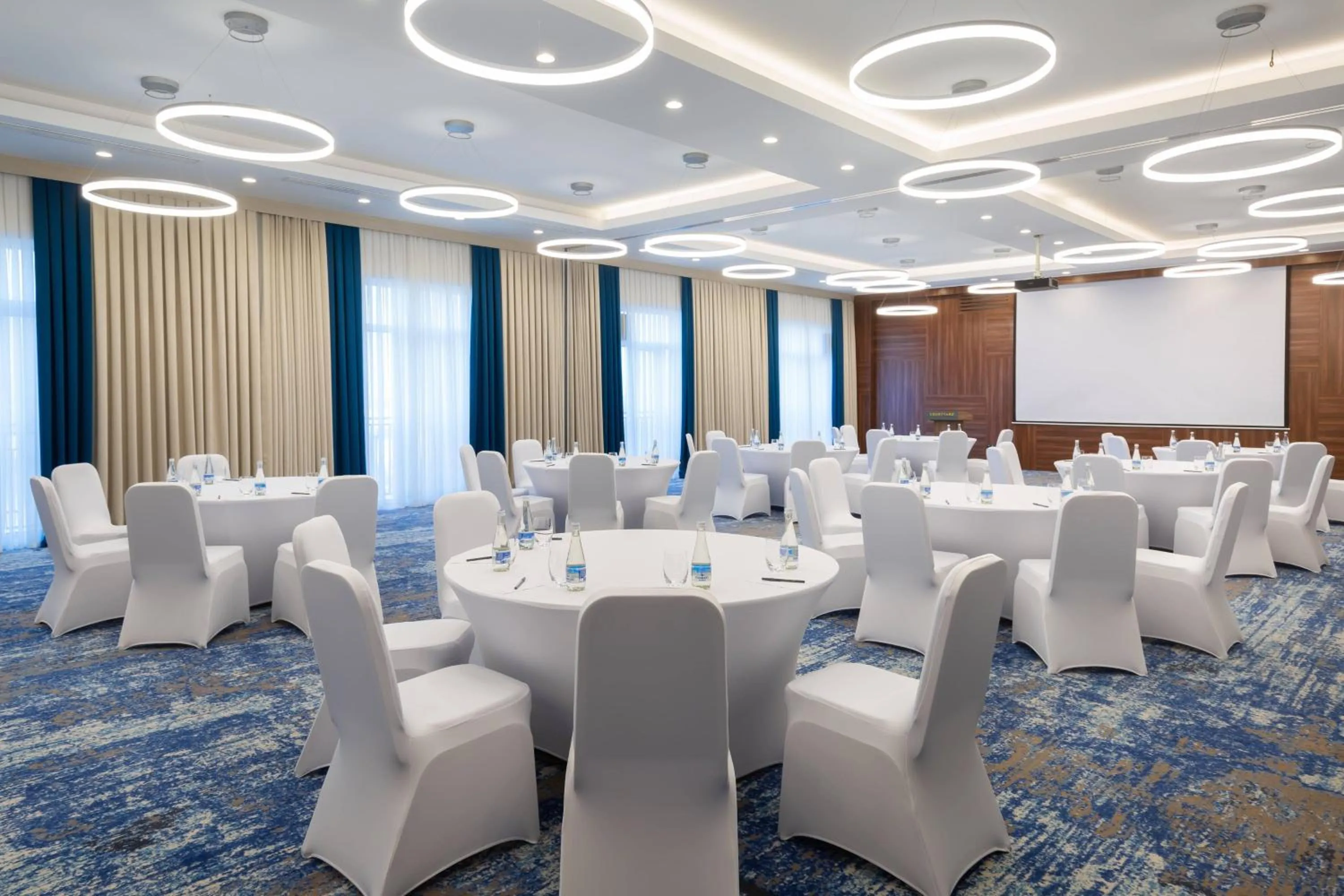 Meeting/conference room in Courtyard by Marriott Tashkent