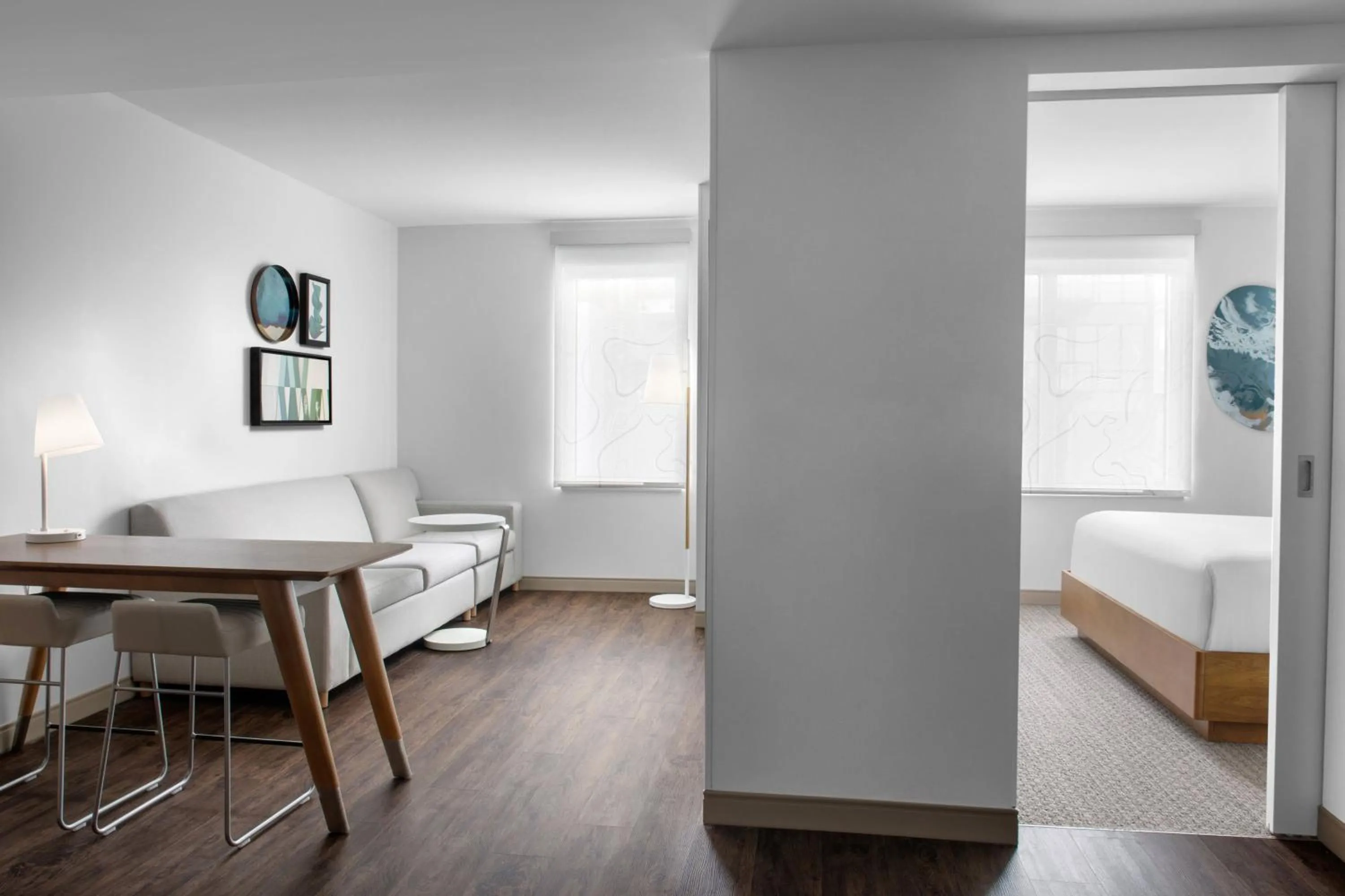 Bedroom, Bed in Element Tampa Midtown