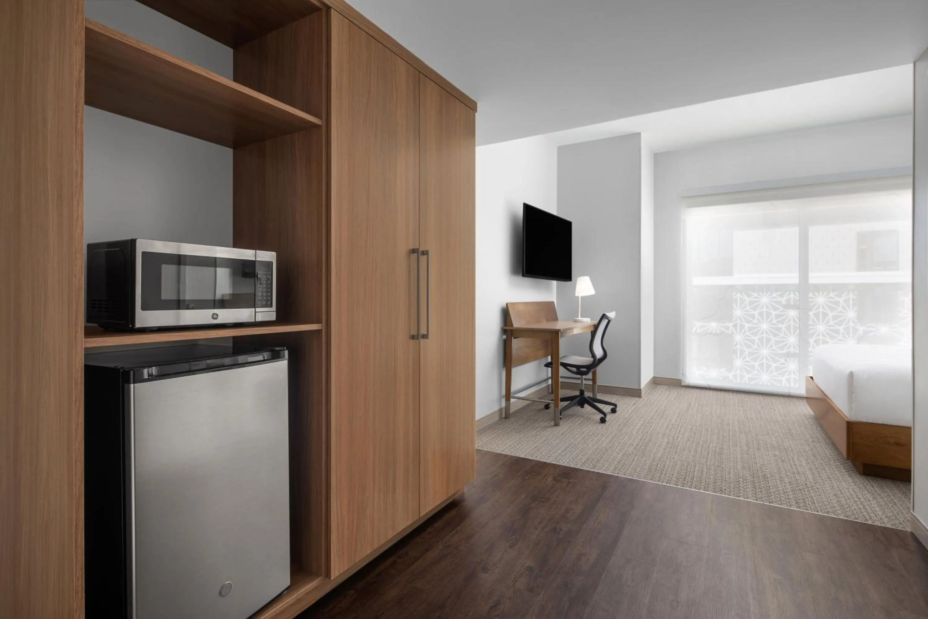 Photo of the whole room in Element Tampa Midtown