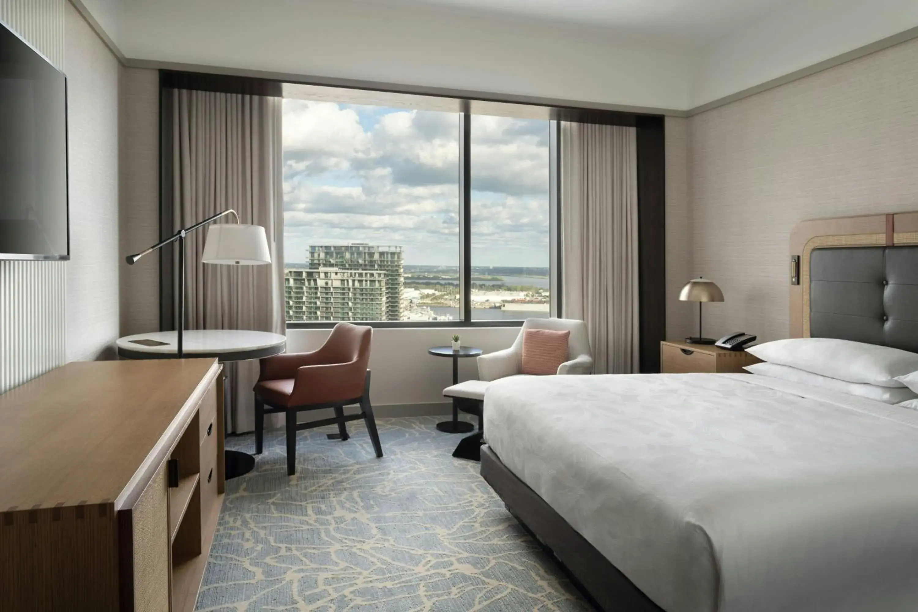 Deluxe Guest room with 1 King, Water view in JW Marriott Tampa Water Street Deluxe Guest room with 1 King, Water view in JW Marriott Tampa Water Street