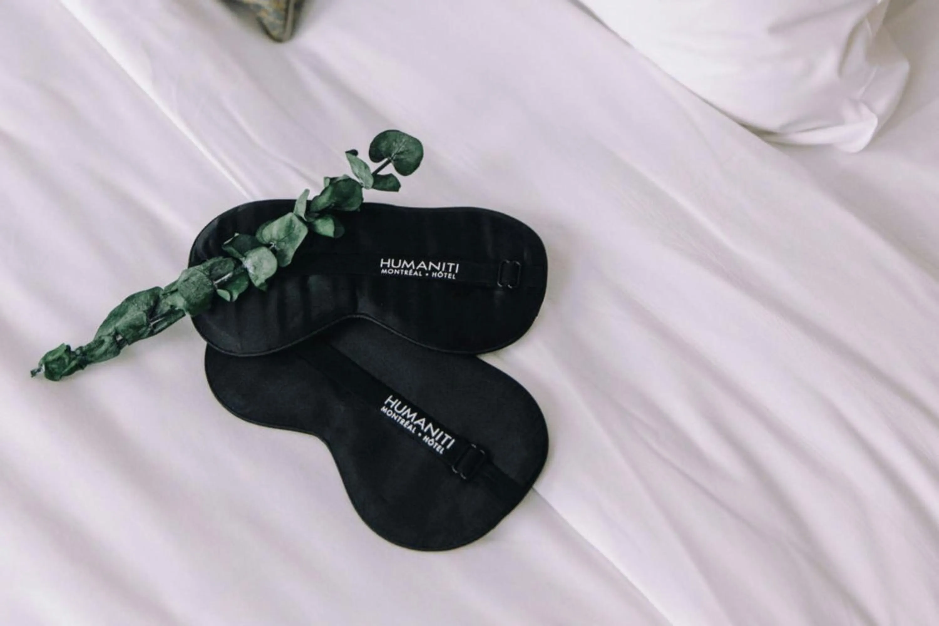 Other, Bed in Humaniti Hotel Montreal, Autograph Collection