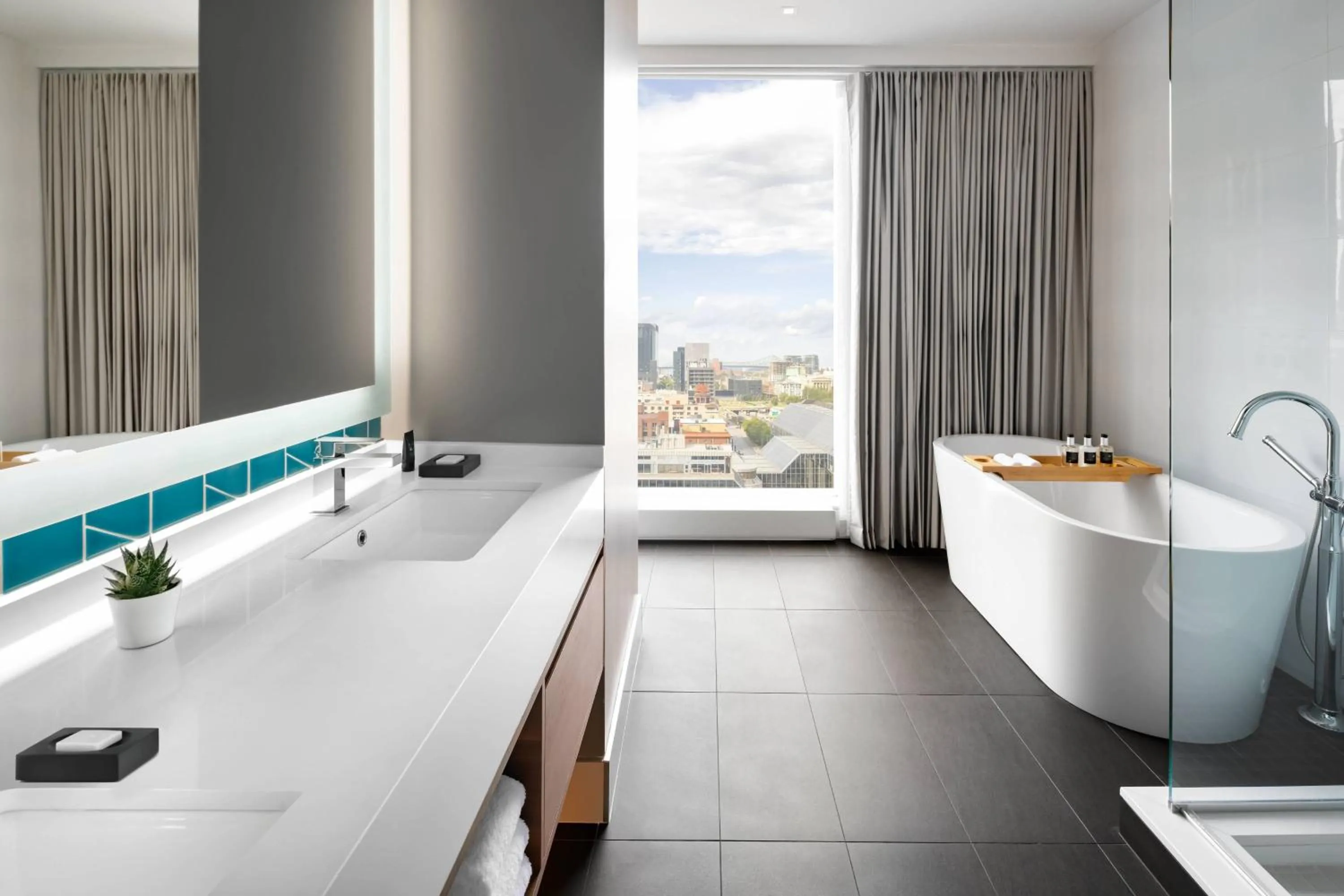 Bathroom, Bed in Humaniti Hotel Montreal, Autograph Collection