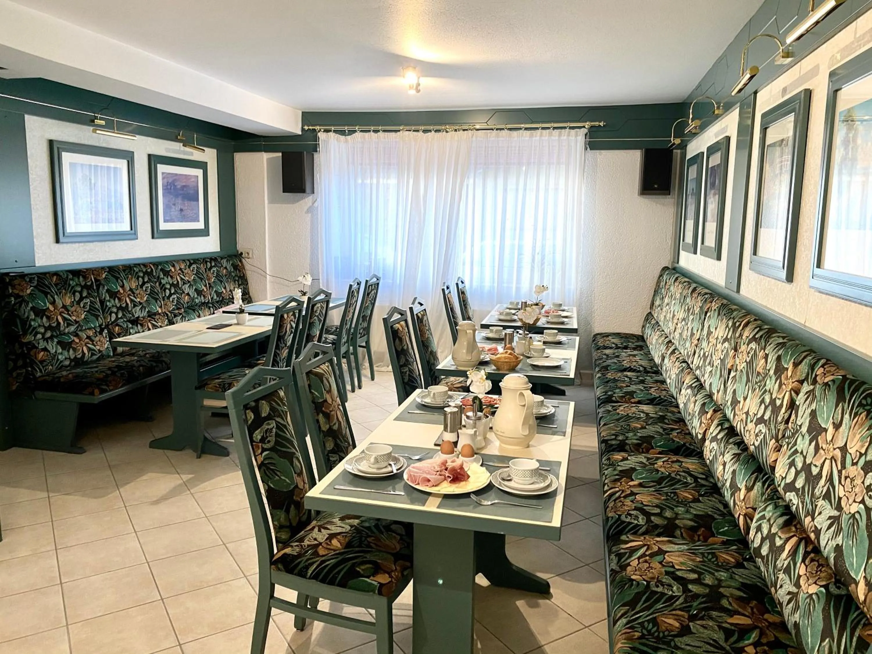 Dining area in Hotel zum Hahn