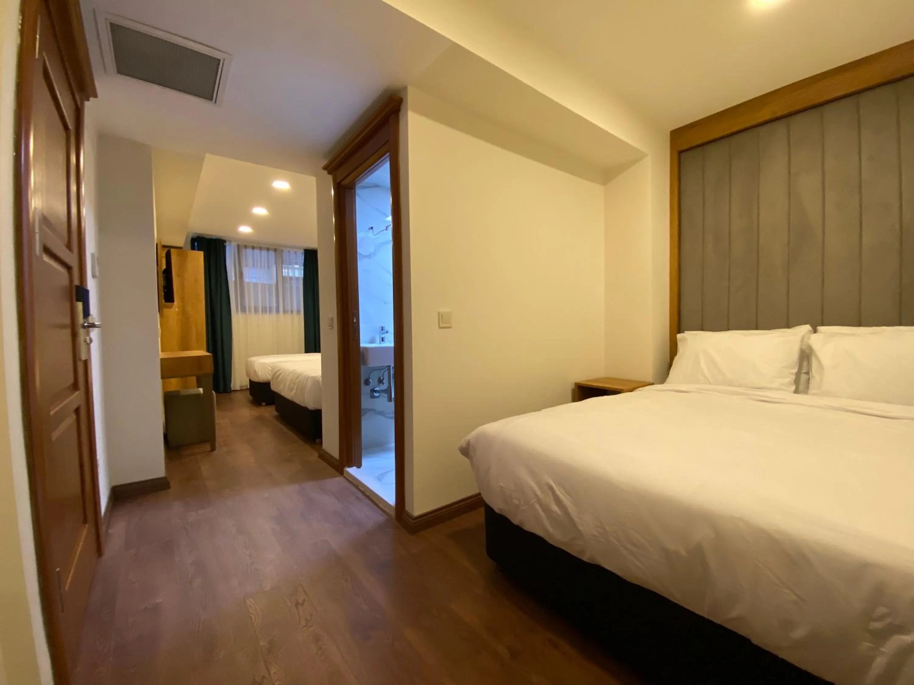 Photo of the whole room, Bed in Pege Hotel