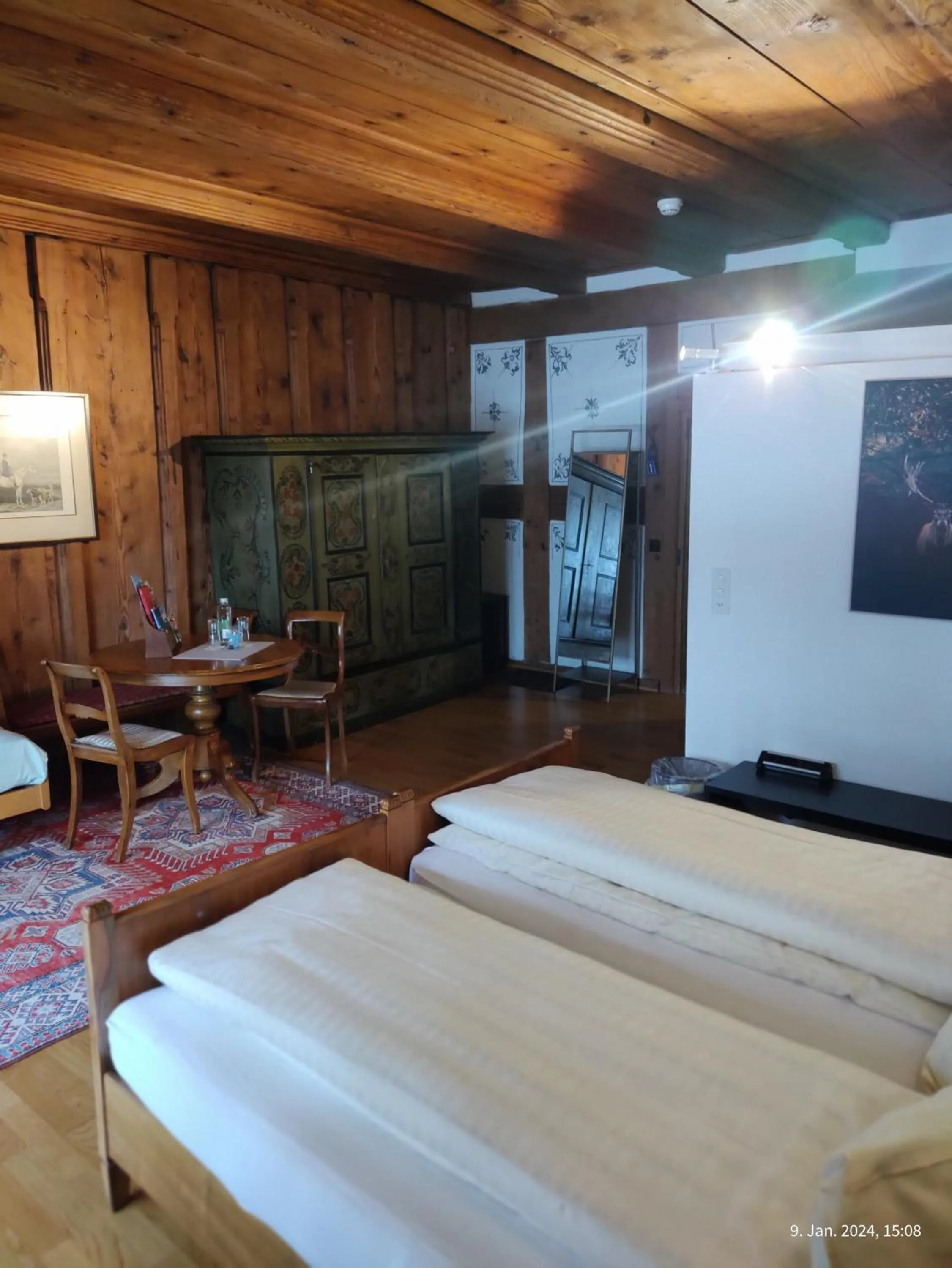 Bed in Gasthaus "Hotel Hirschen"