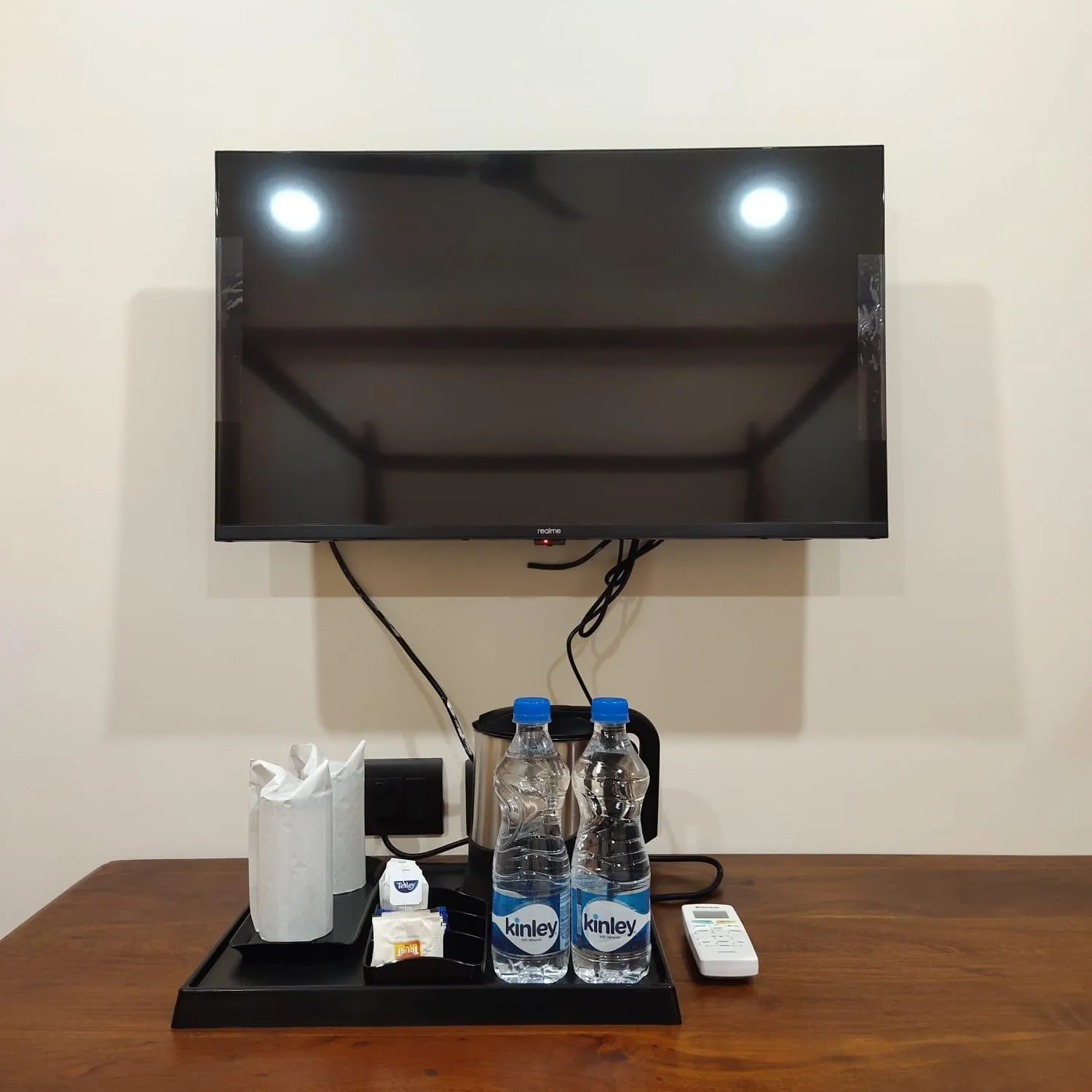 TV and multimedia in The Taj Vista Agra -walking distance to Taj Mahal