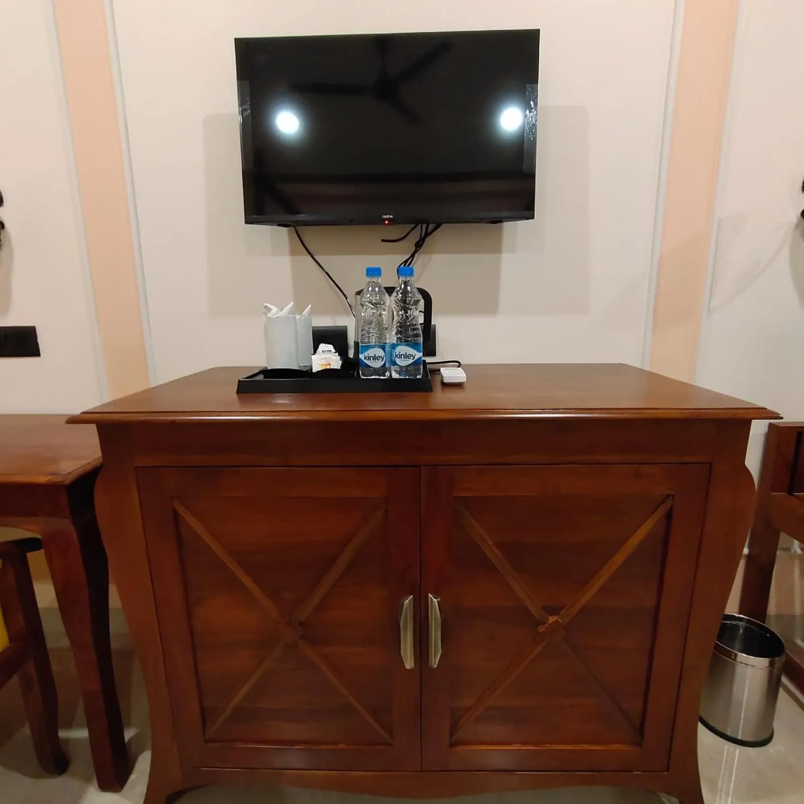 TV and multimedia in The Taj Vista Agra -walking distance to Taj Mahal