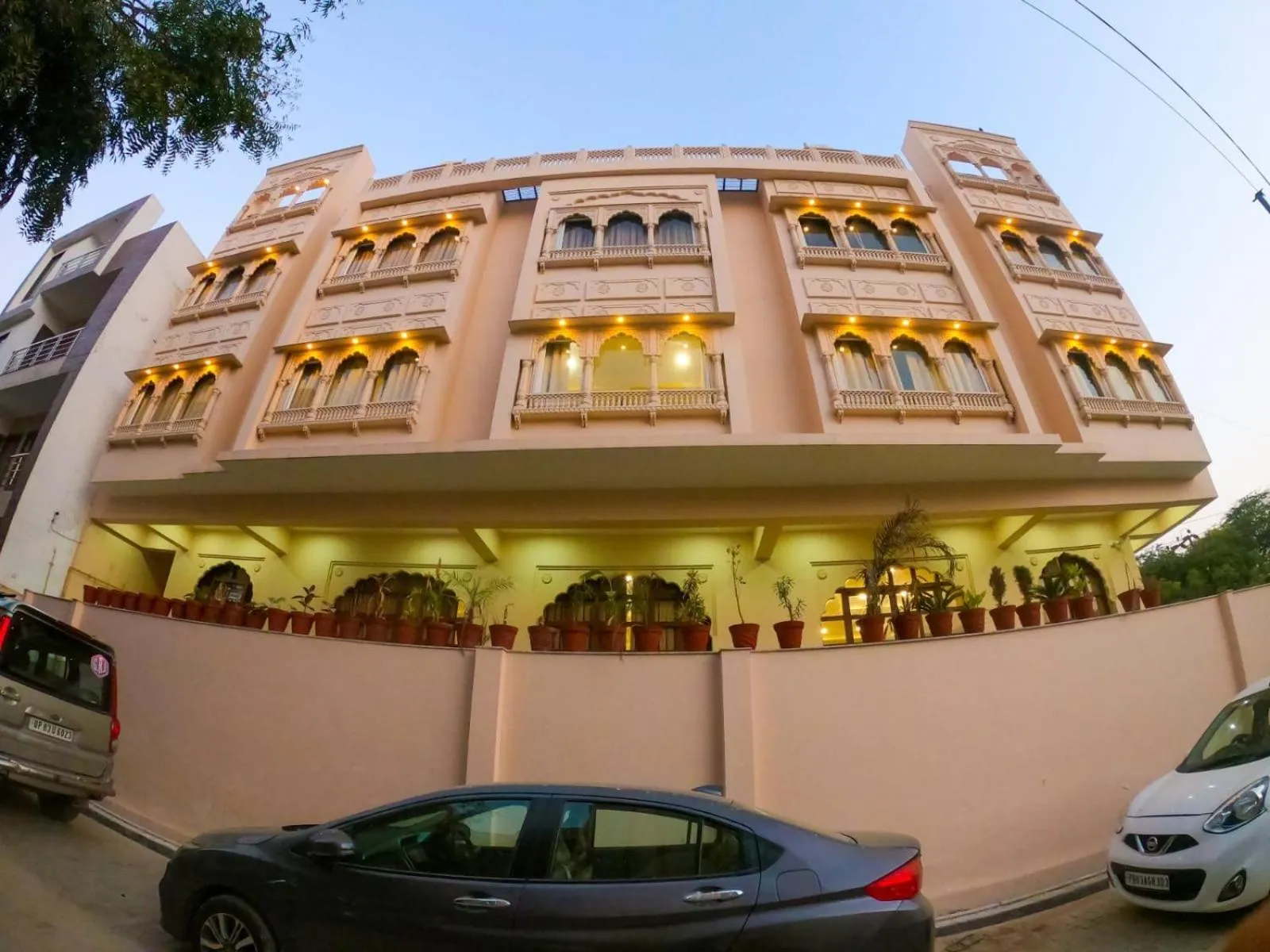 Property building in The Taj Vista Agra -walking distance to Taj Mahal