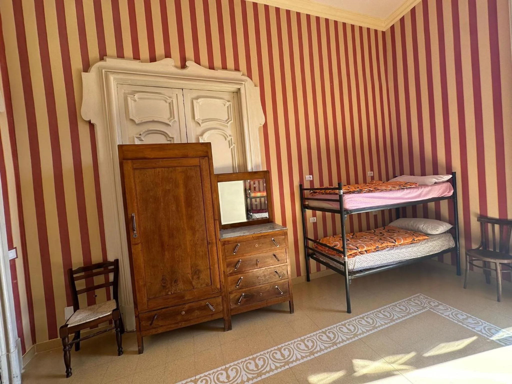 Bed in Salerno Experience Hostel