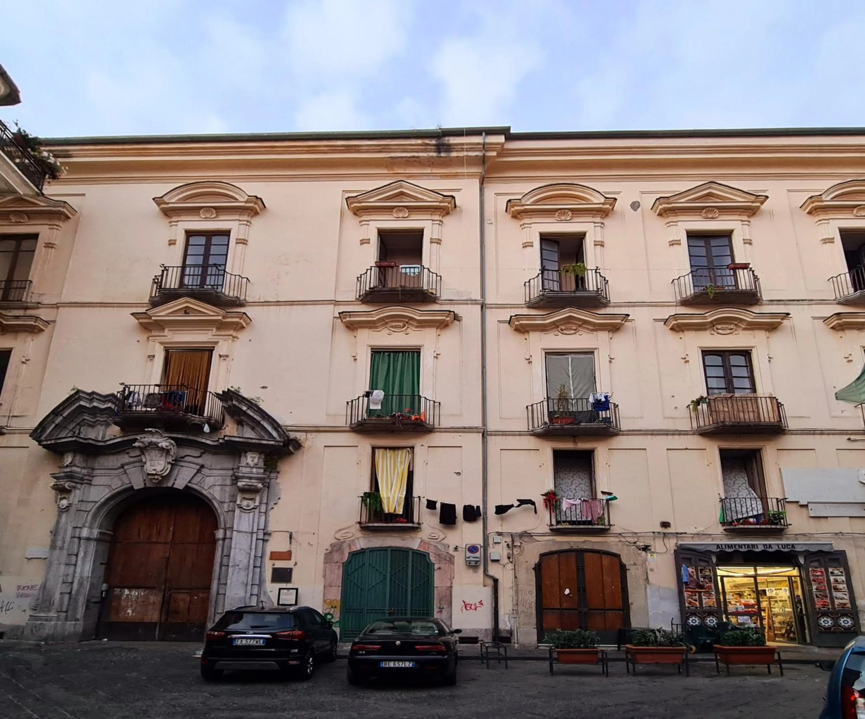 Property building in Salerno Experience Hostel