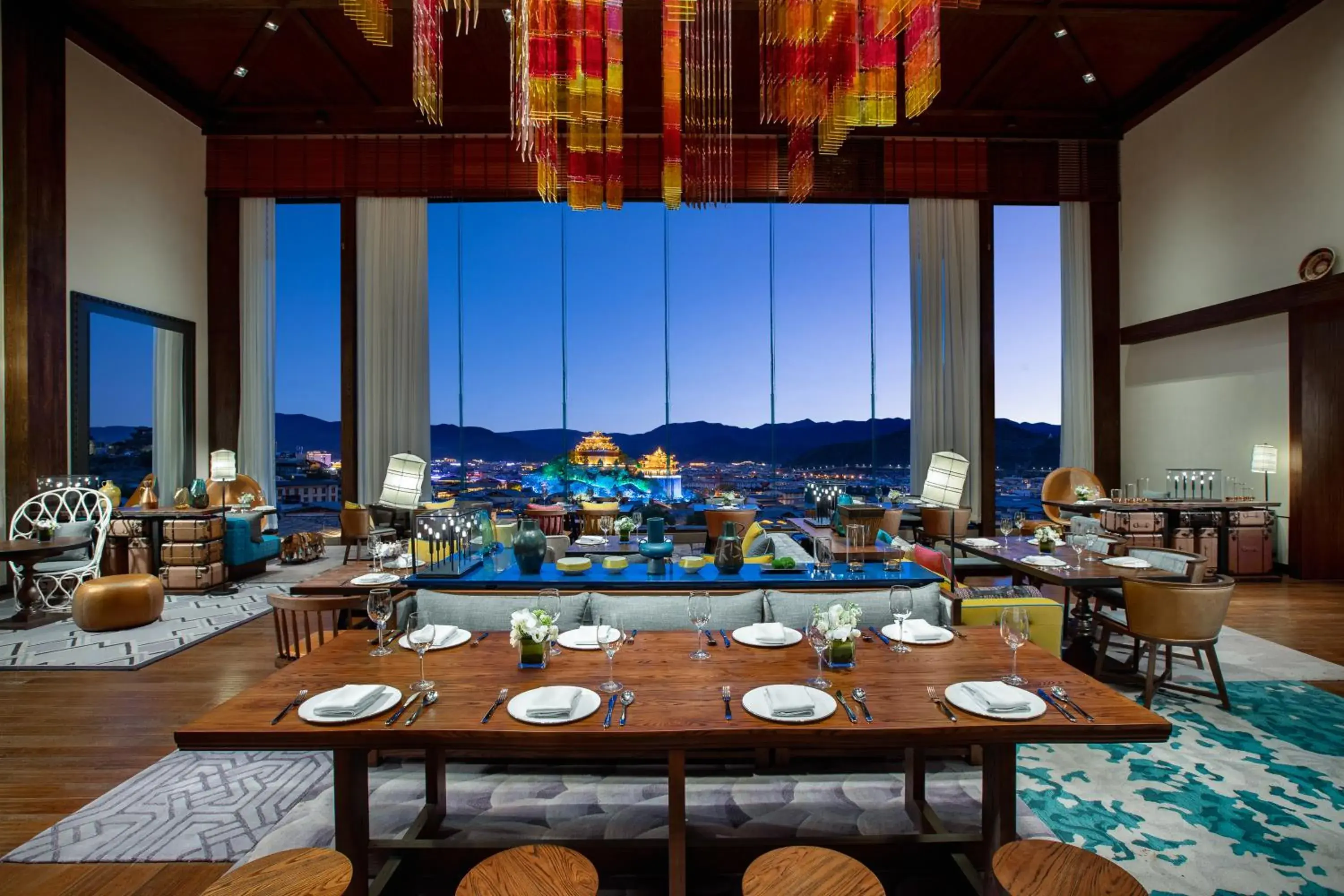 Restaurant/places to eat in Hotel Indigo Diqing Moonlight City by IHG Restaurant/places to eat in Hotel Indigo Diqing Moonlight City by IHG