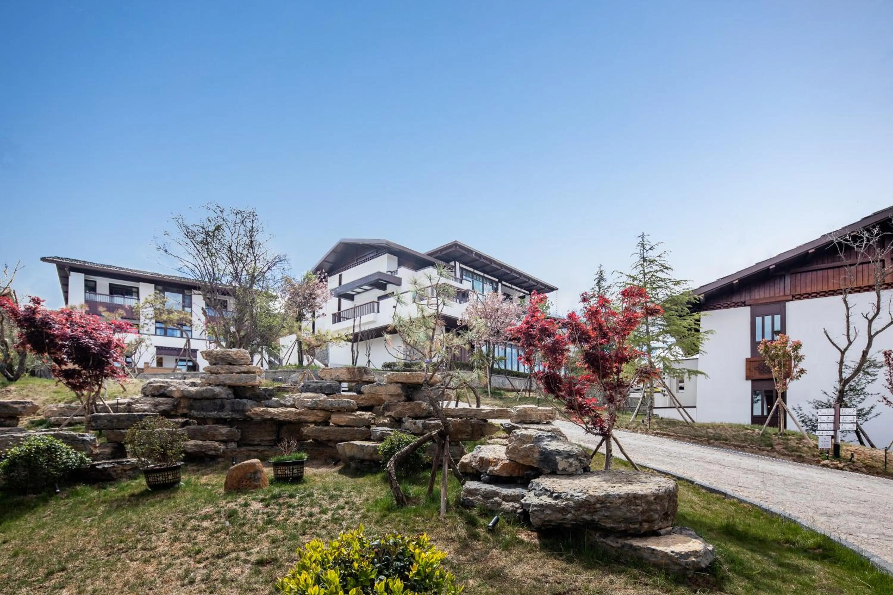 Property building in Hotel Indigo Diqing Moonlight City by IHG