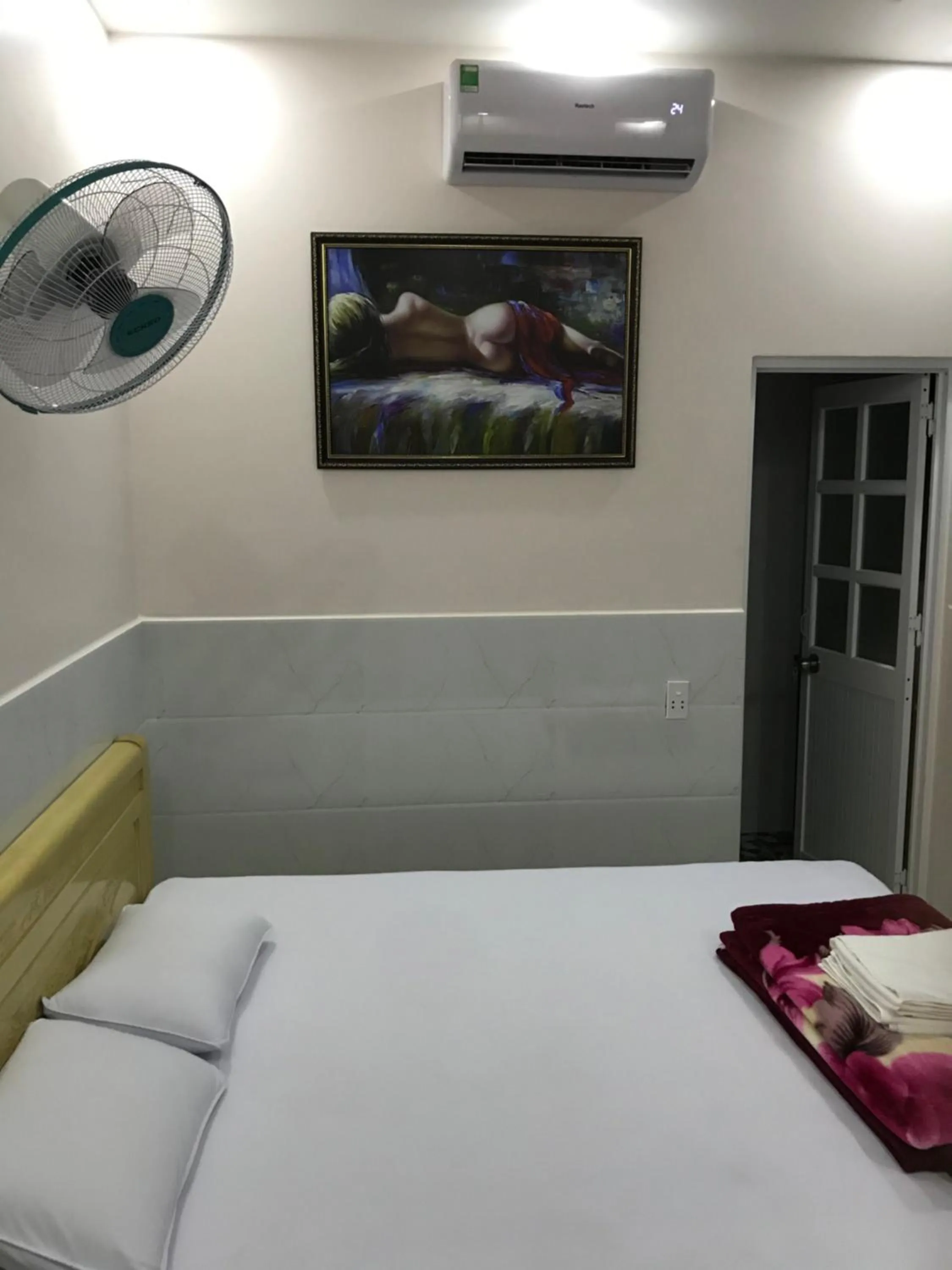 Photo of the whole room, Bed in Hoang Anh Hotel