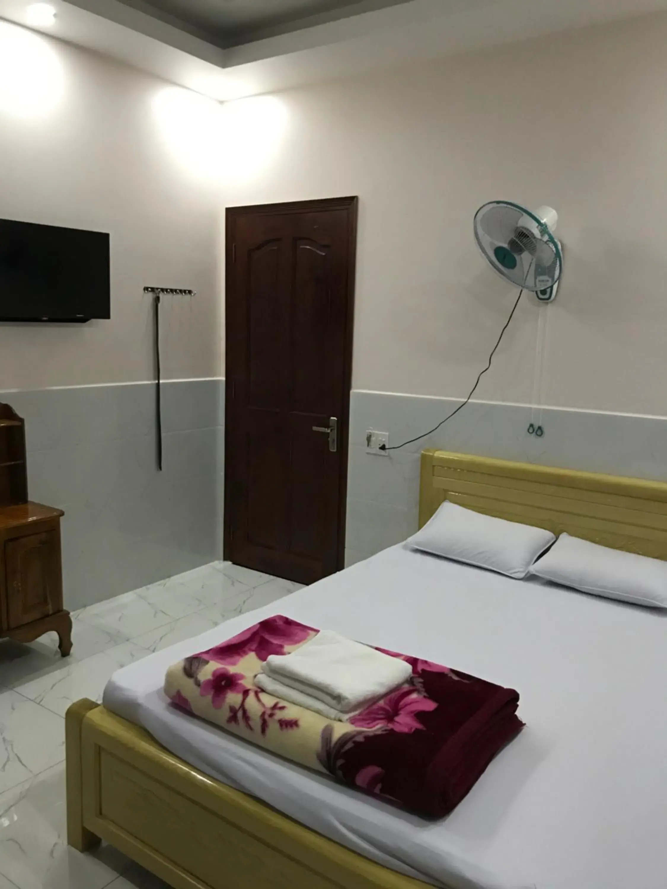 Superior Double Room in Hoang Anh Hotel Superior Double Room in Hoang Anh Hotel