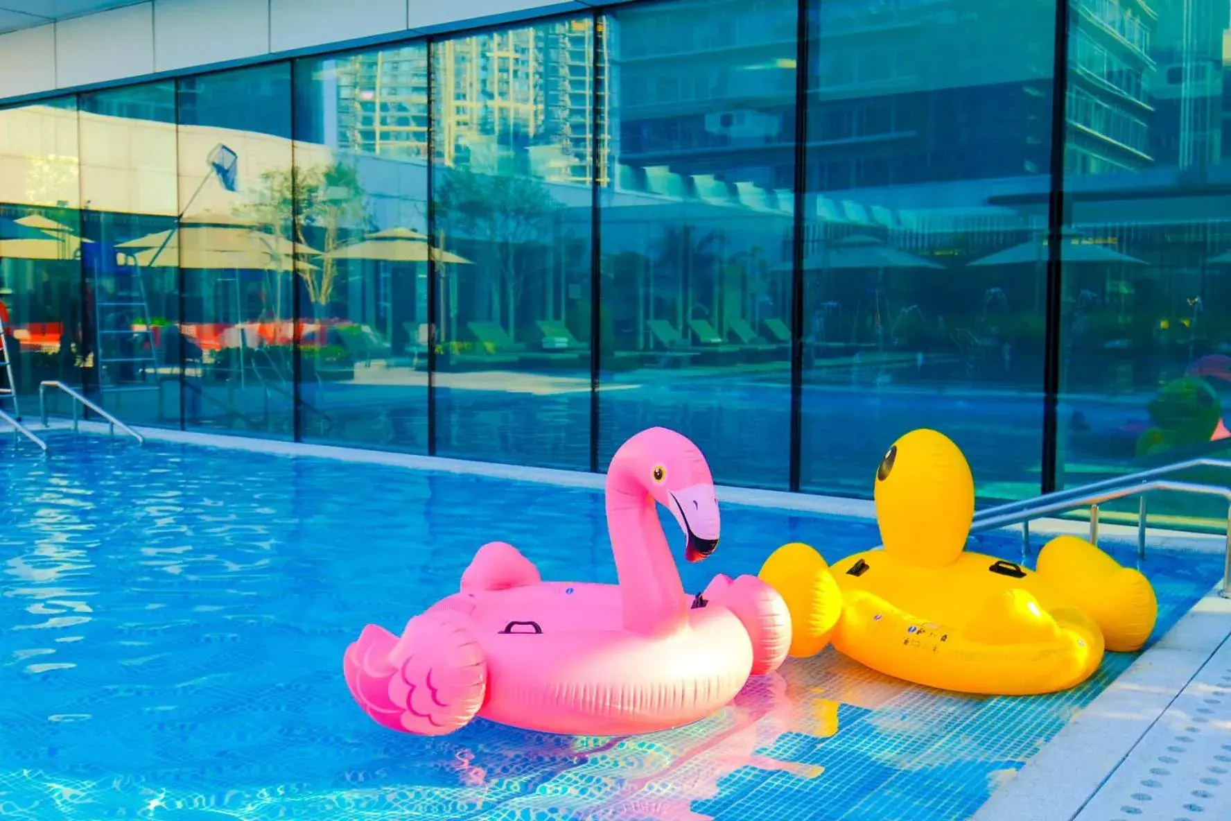 Pool view in InterContinental Foshan DongPing Pool view in InterContinental Foshan DongPing