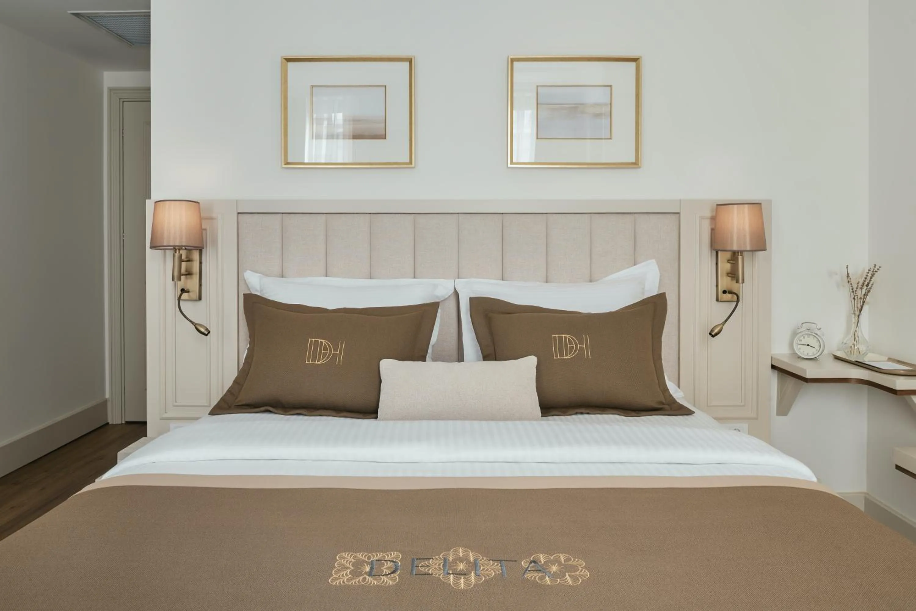 Bedroom, Bed in Delita City Hotel