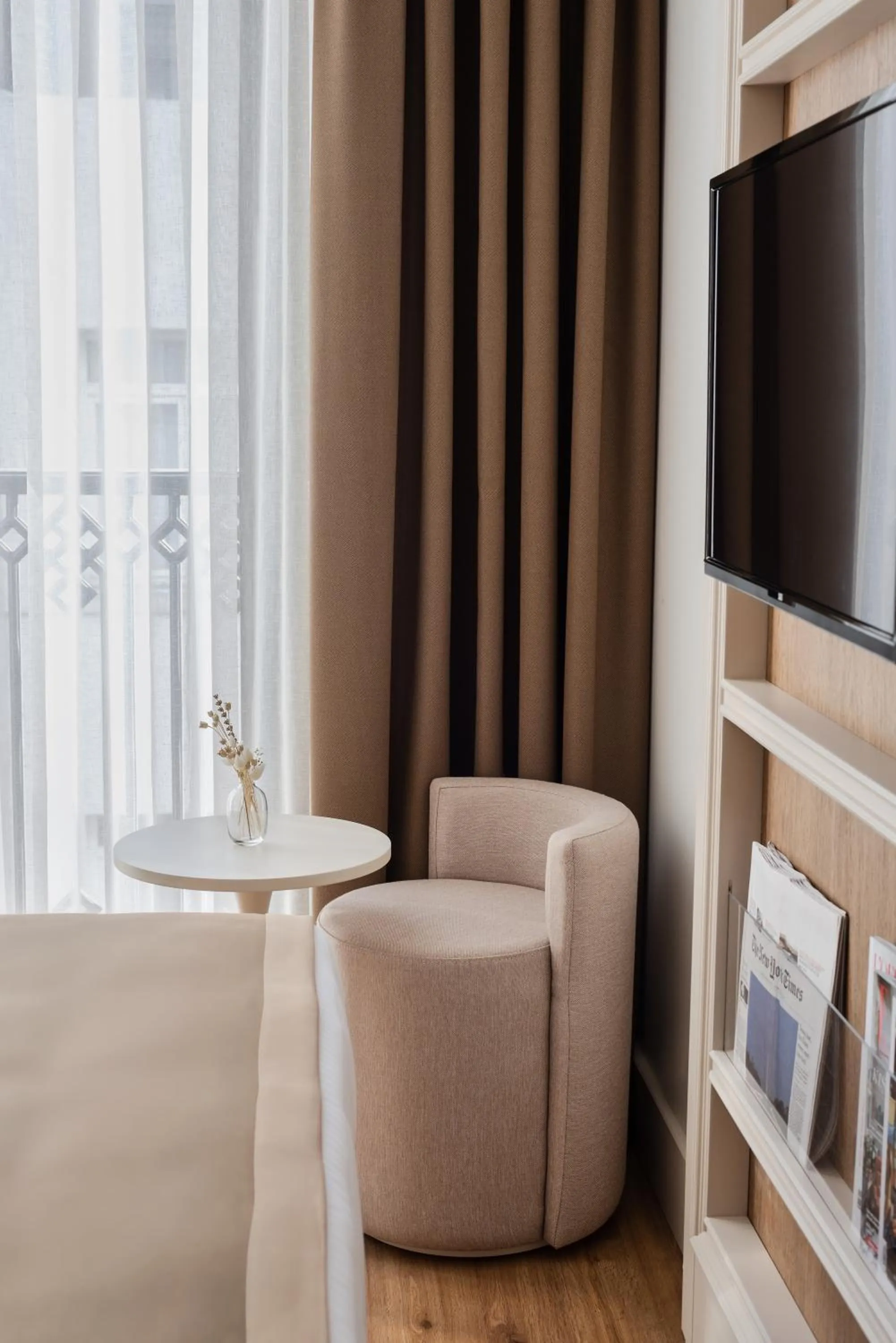 Seating area in Delita City Hotel