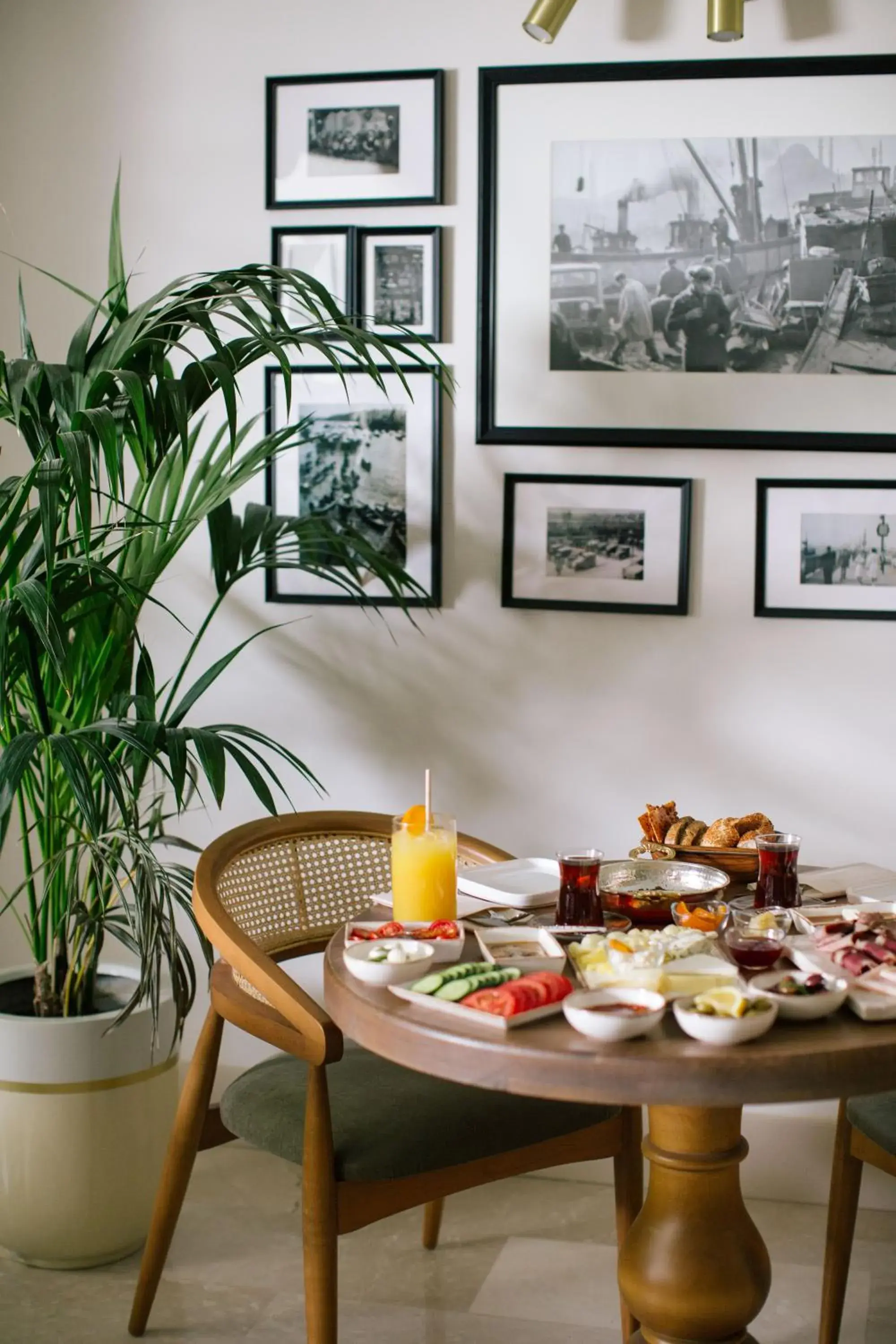 Breakfast in Delita City Hotel Breakfast in Delita City Hotel