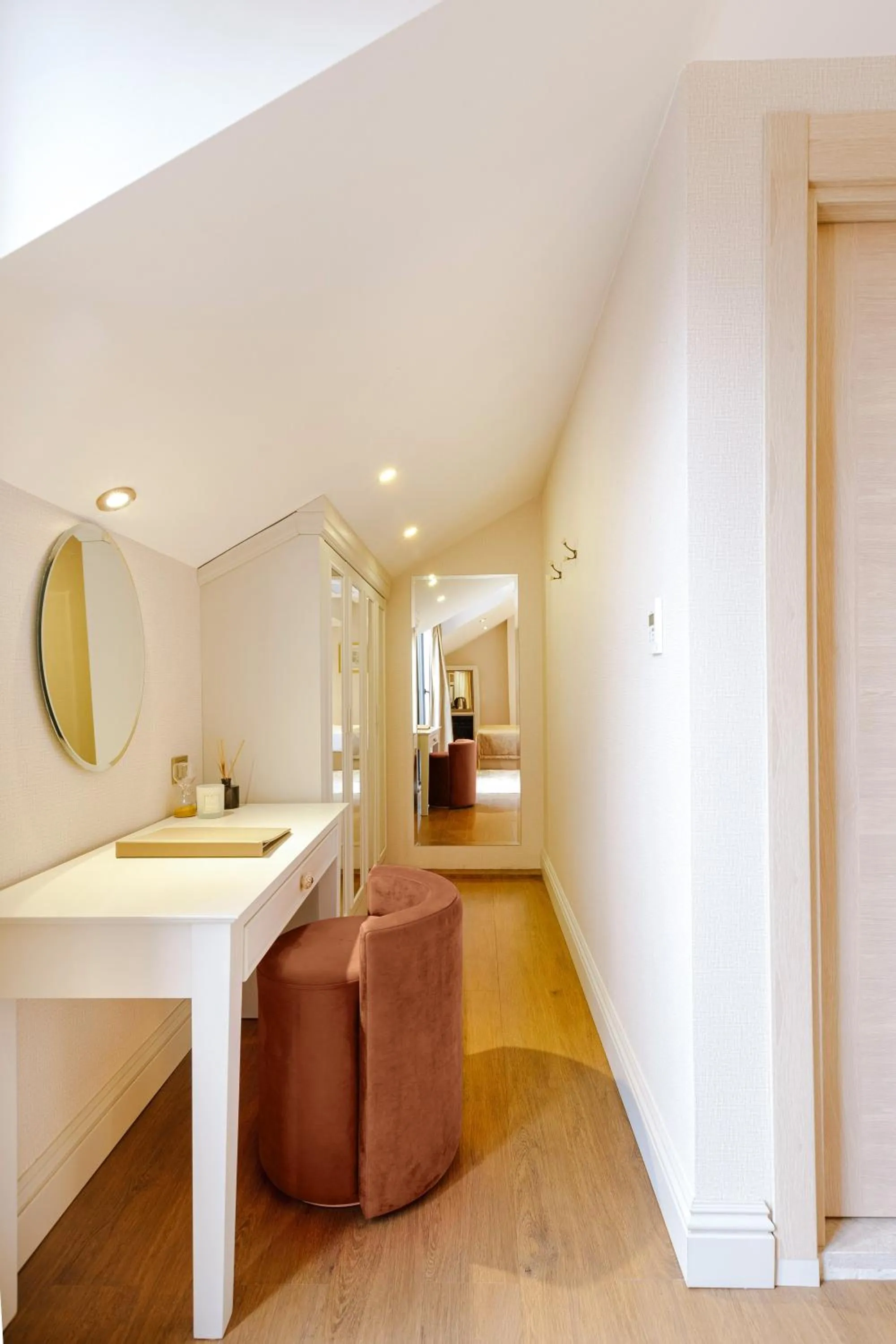 Living room in Delita City Hotel