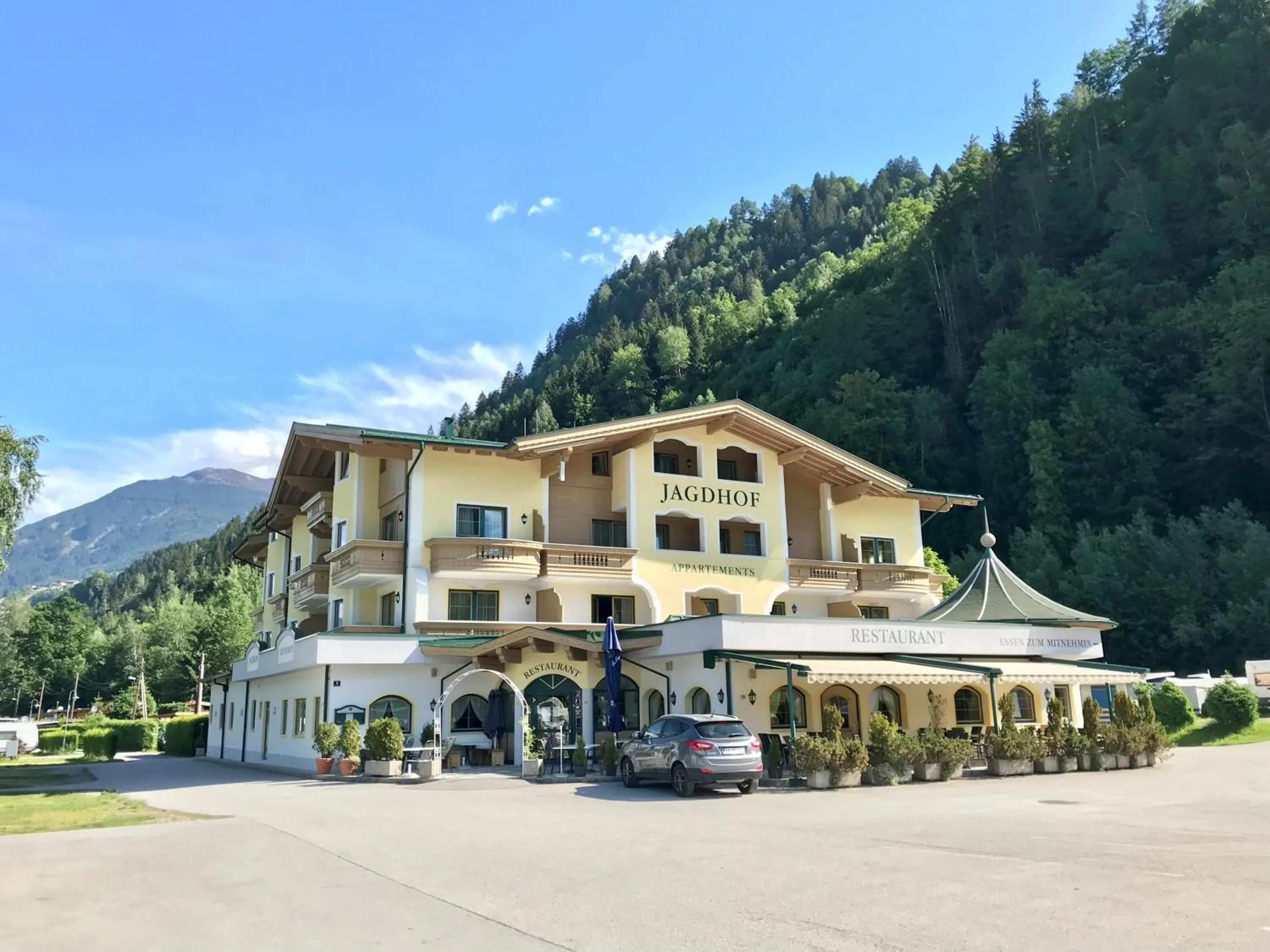 Restaurant/places to eat in Apartmenthaus Wiesenhof