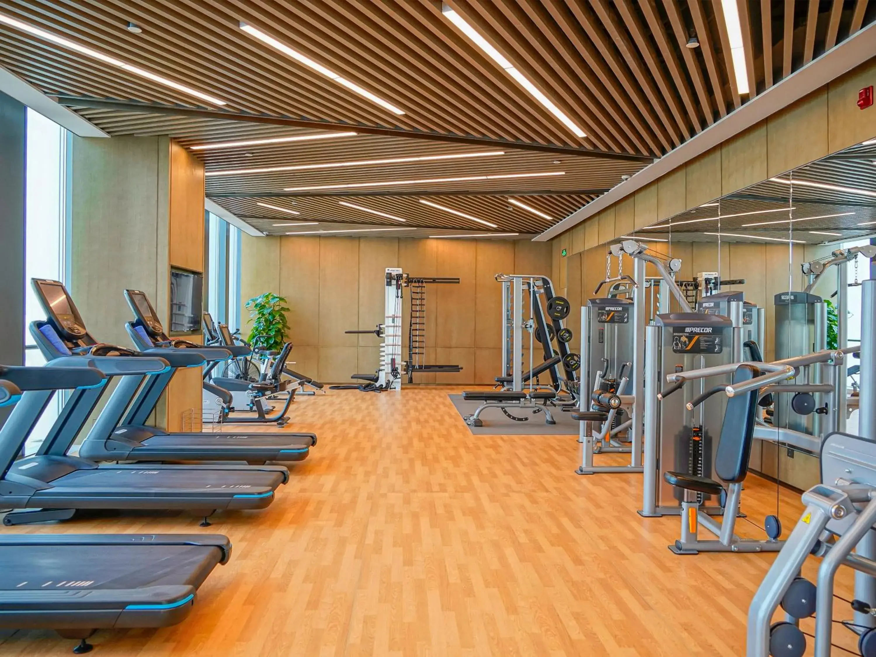 Fitness centre/facilities in Hilton Chongqing Liangjiang New Area Fitness centre/facilities in Hilton Chongqing Liangjiang New Area
