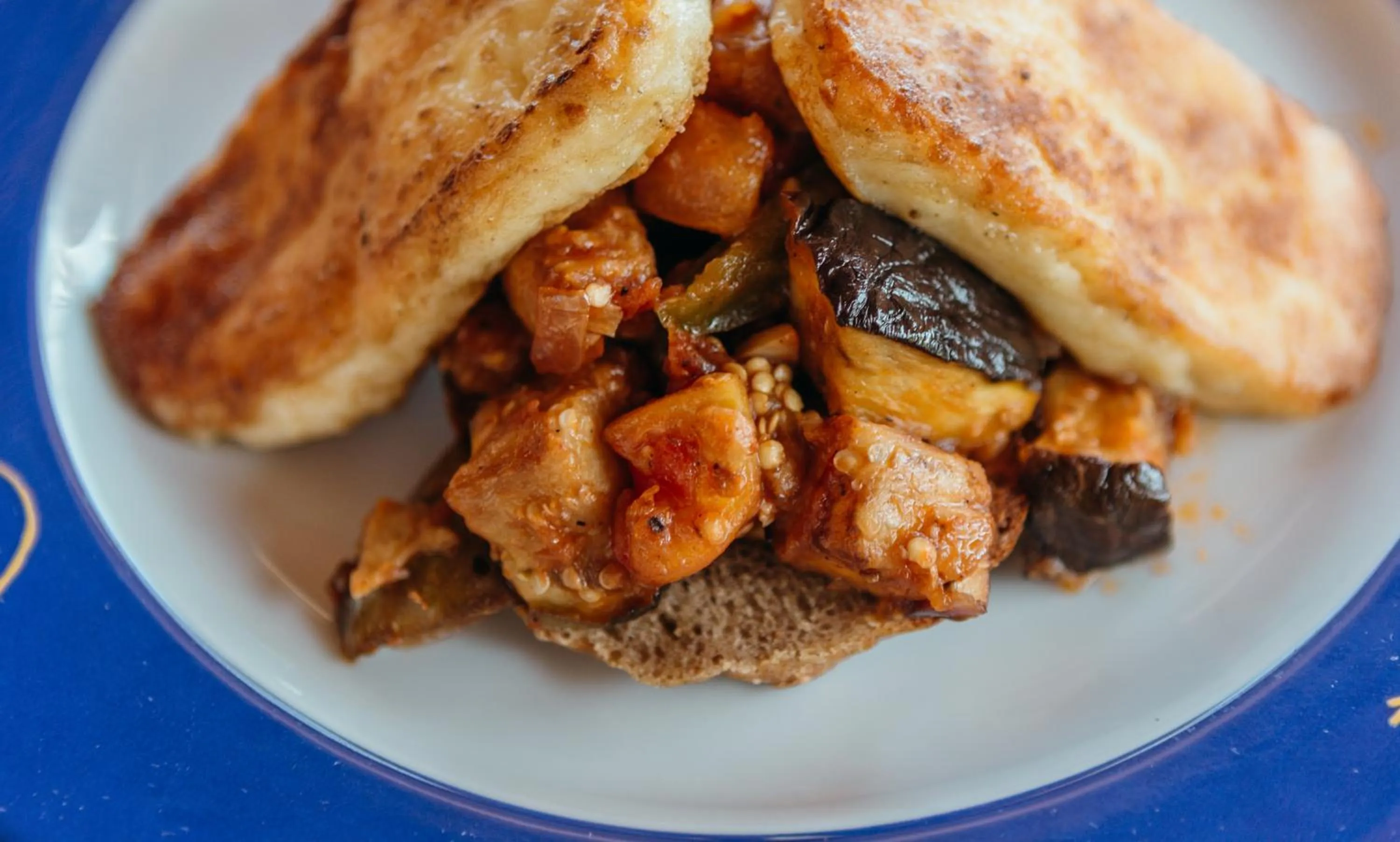 Restaurant/places to eat in Kizikula