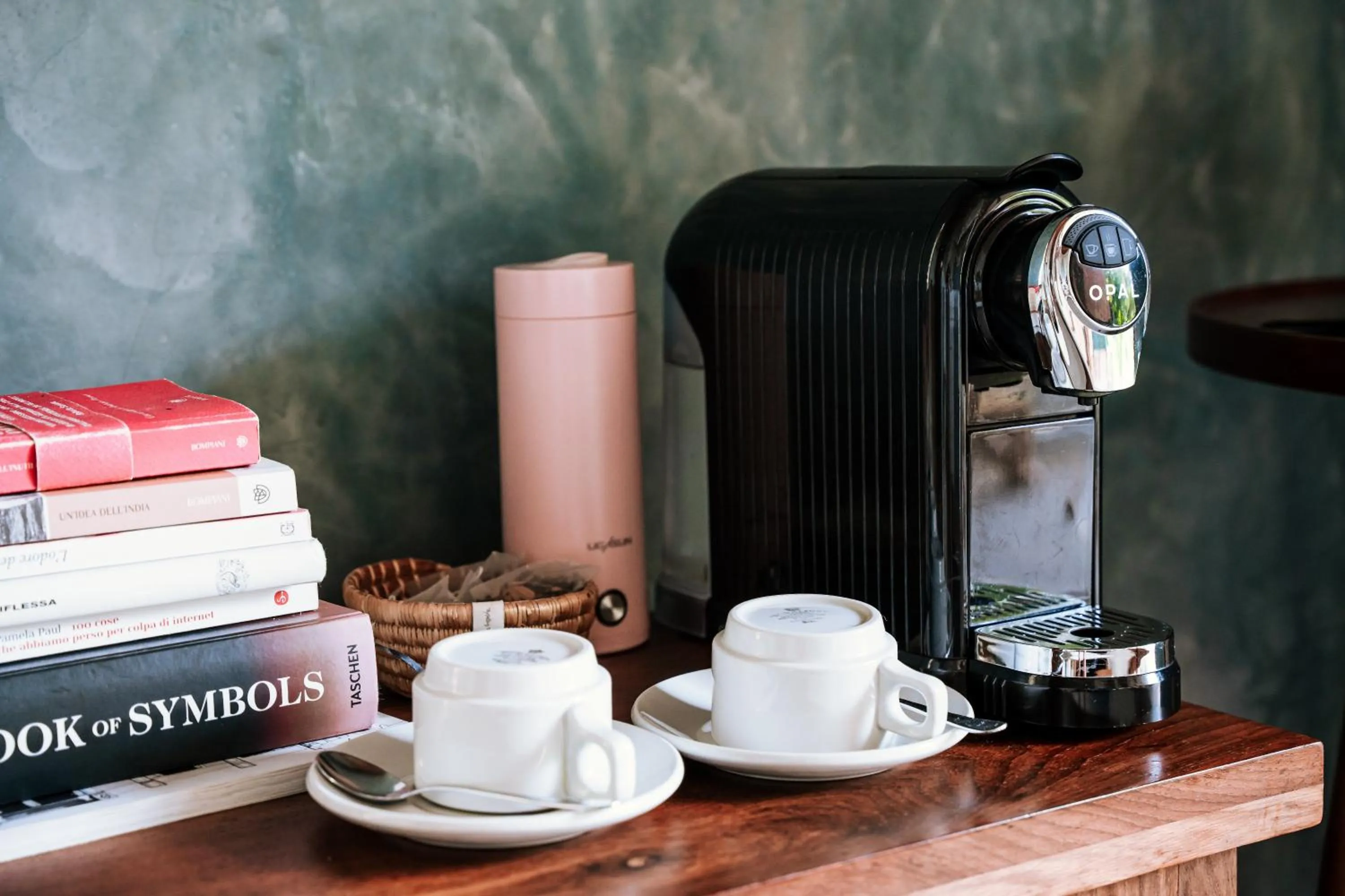 Coffee/tea facilities in Kizikula