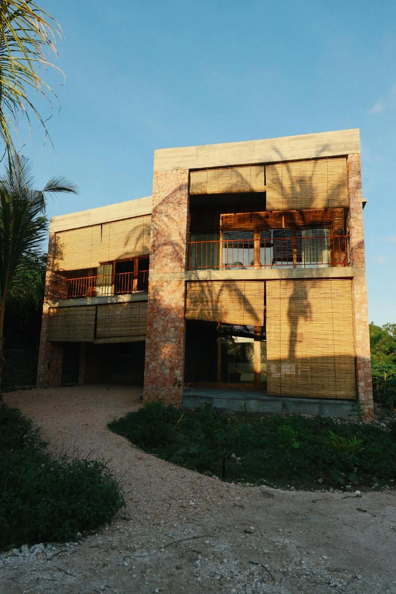 Property building in Kizikula