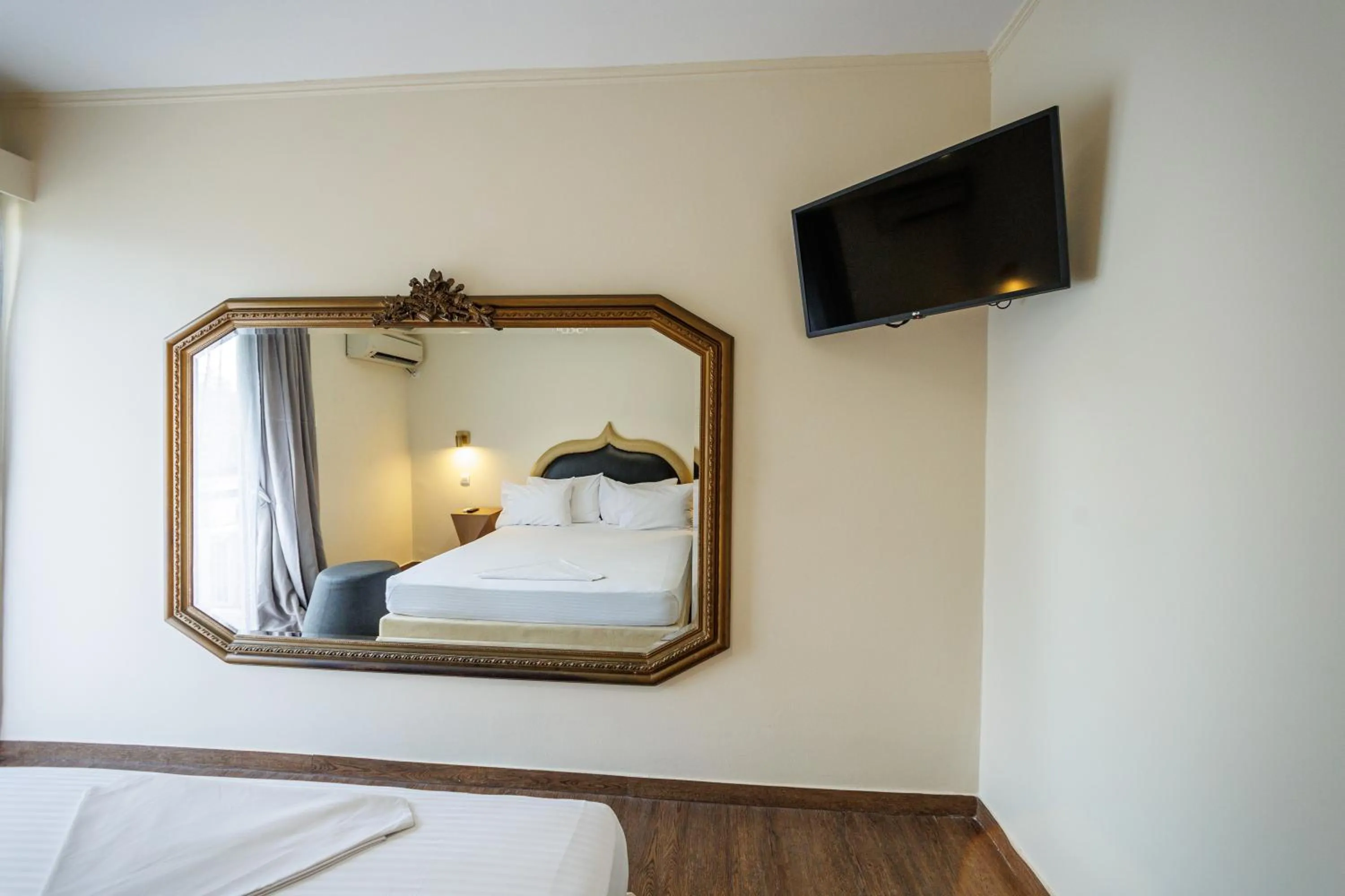 Bedroom, Bed in Aachen