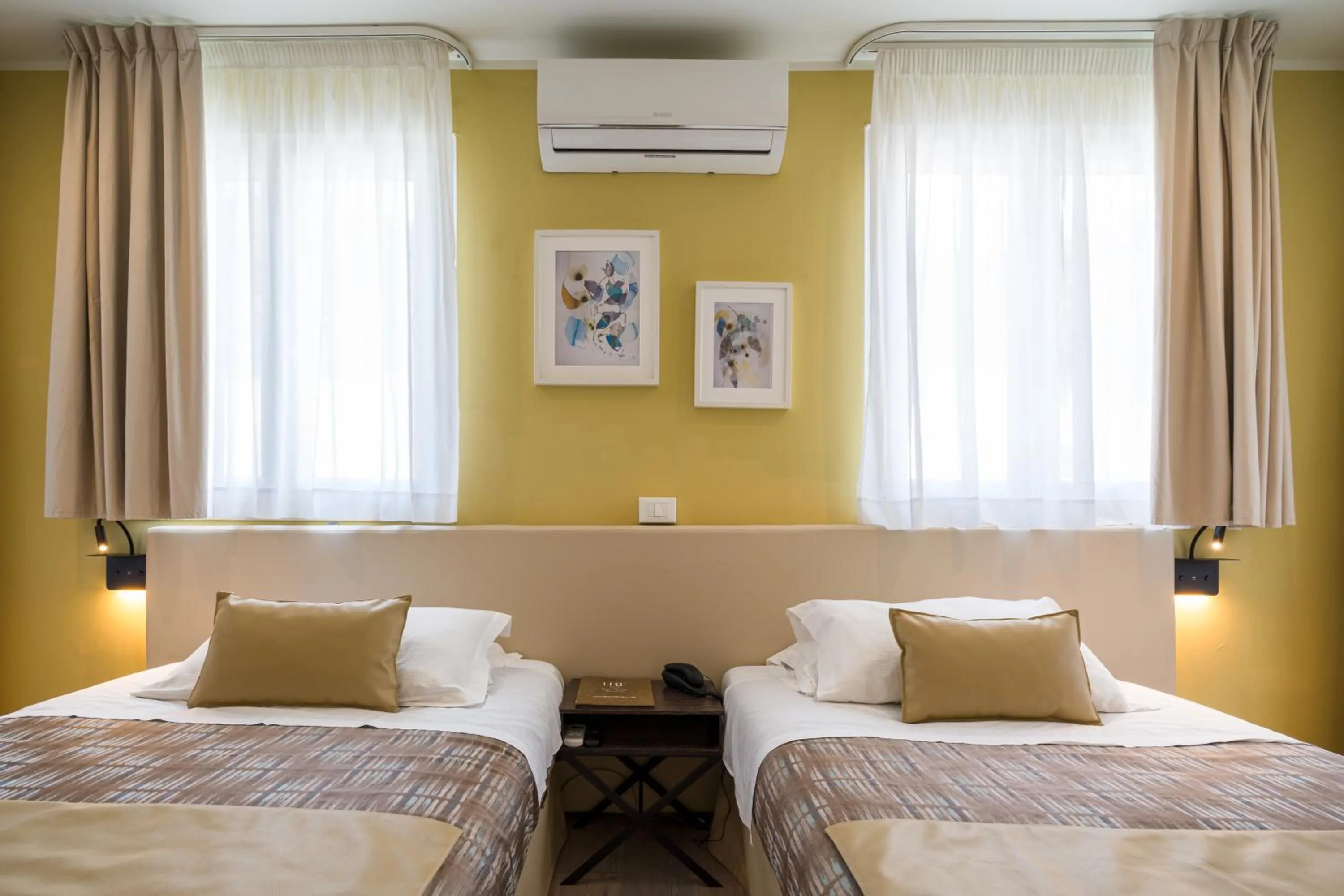 Bedroom, Bed in Hotel Rivage Taormina