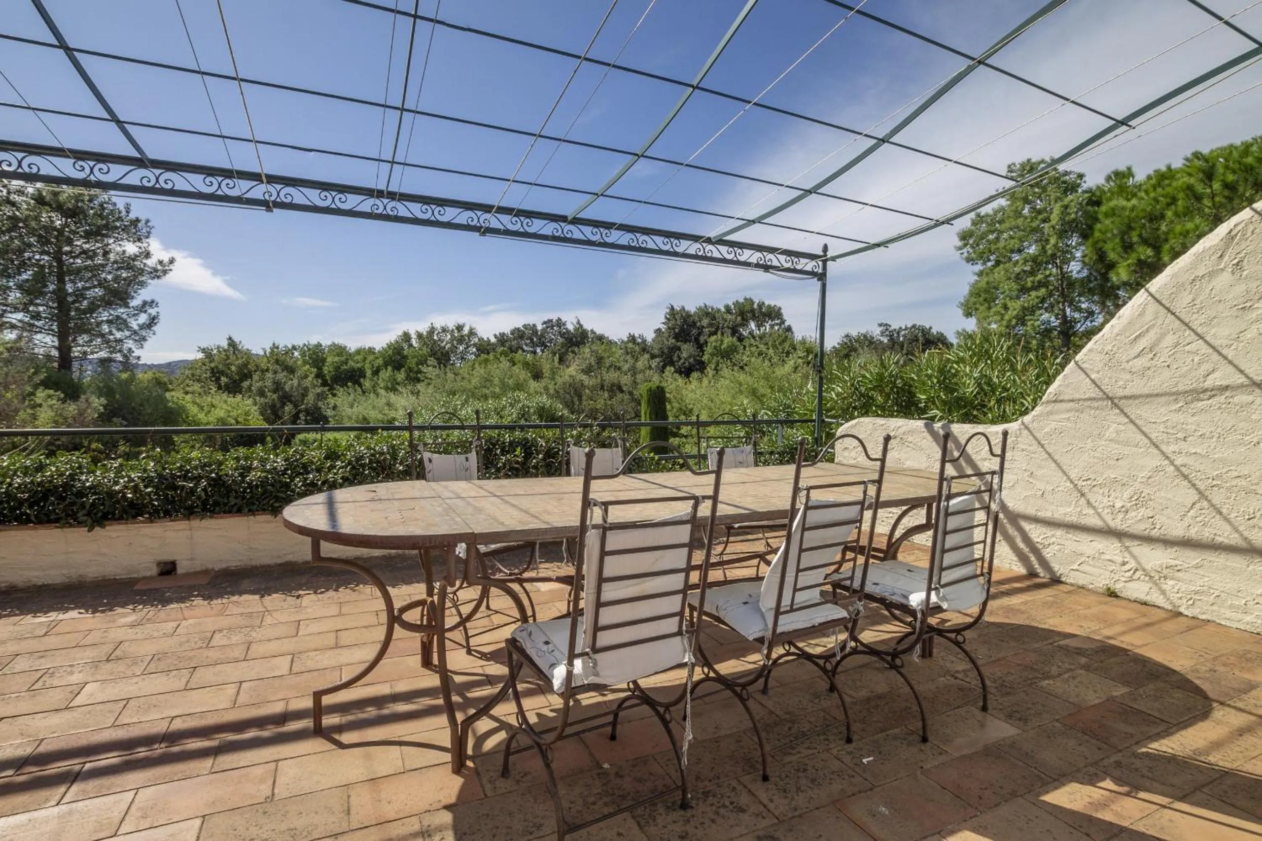 Balcony/Terrace in Mouramour