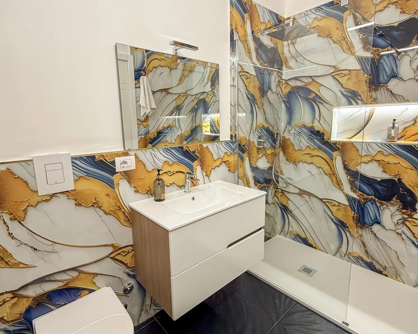 Bathroom in B&B SOGNANDO VIETRI e SPA ESCLUSIVA