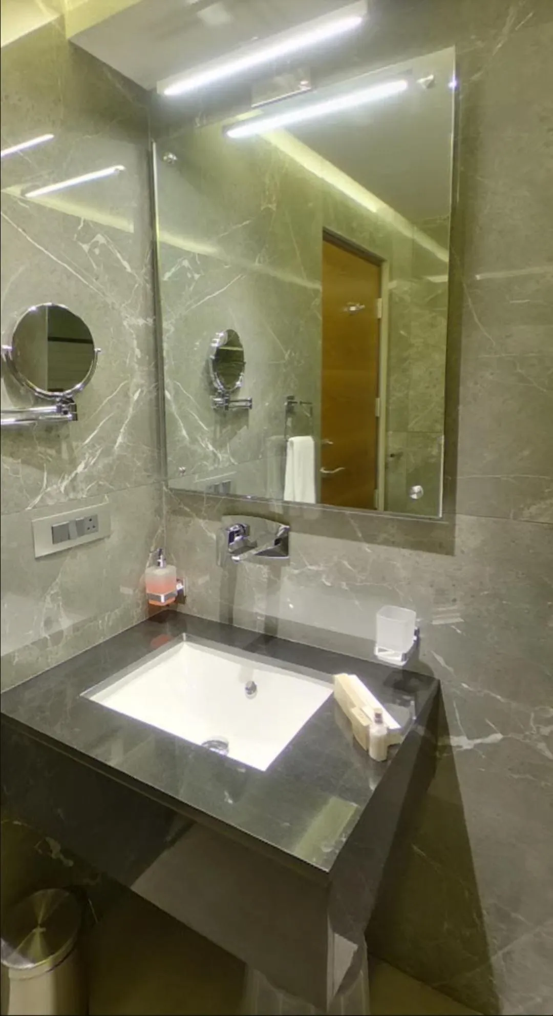 Bathroom in GRANDE IRIS