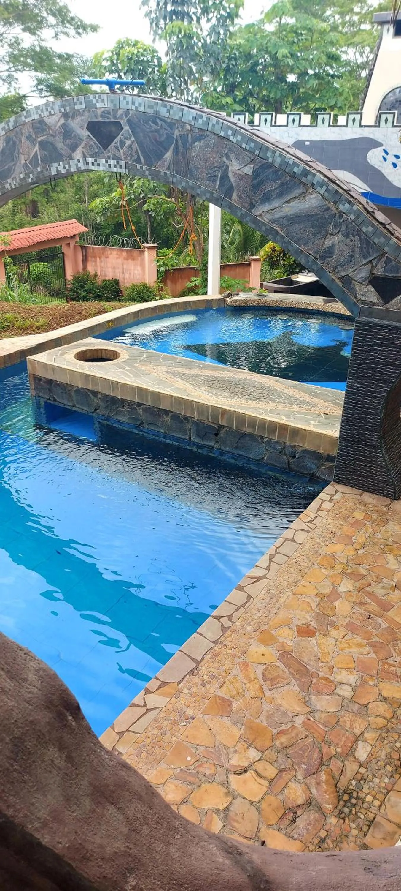 Swimming pool in El Castillo Monte Campana
