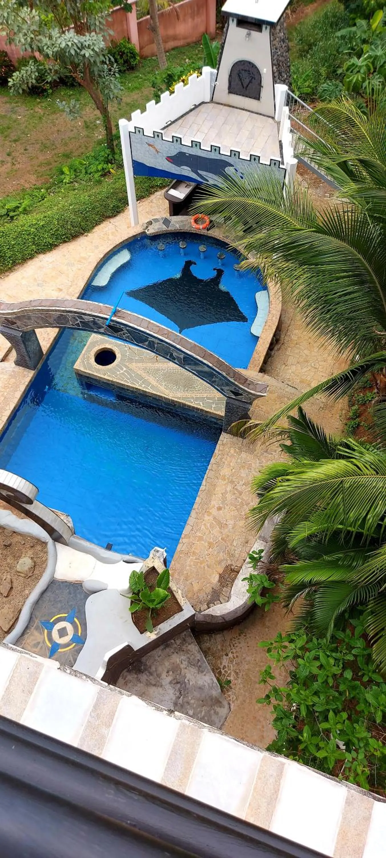 Pool view in El Castillo Monte Campana