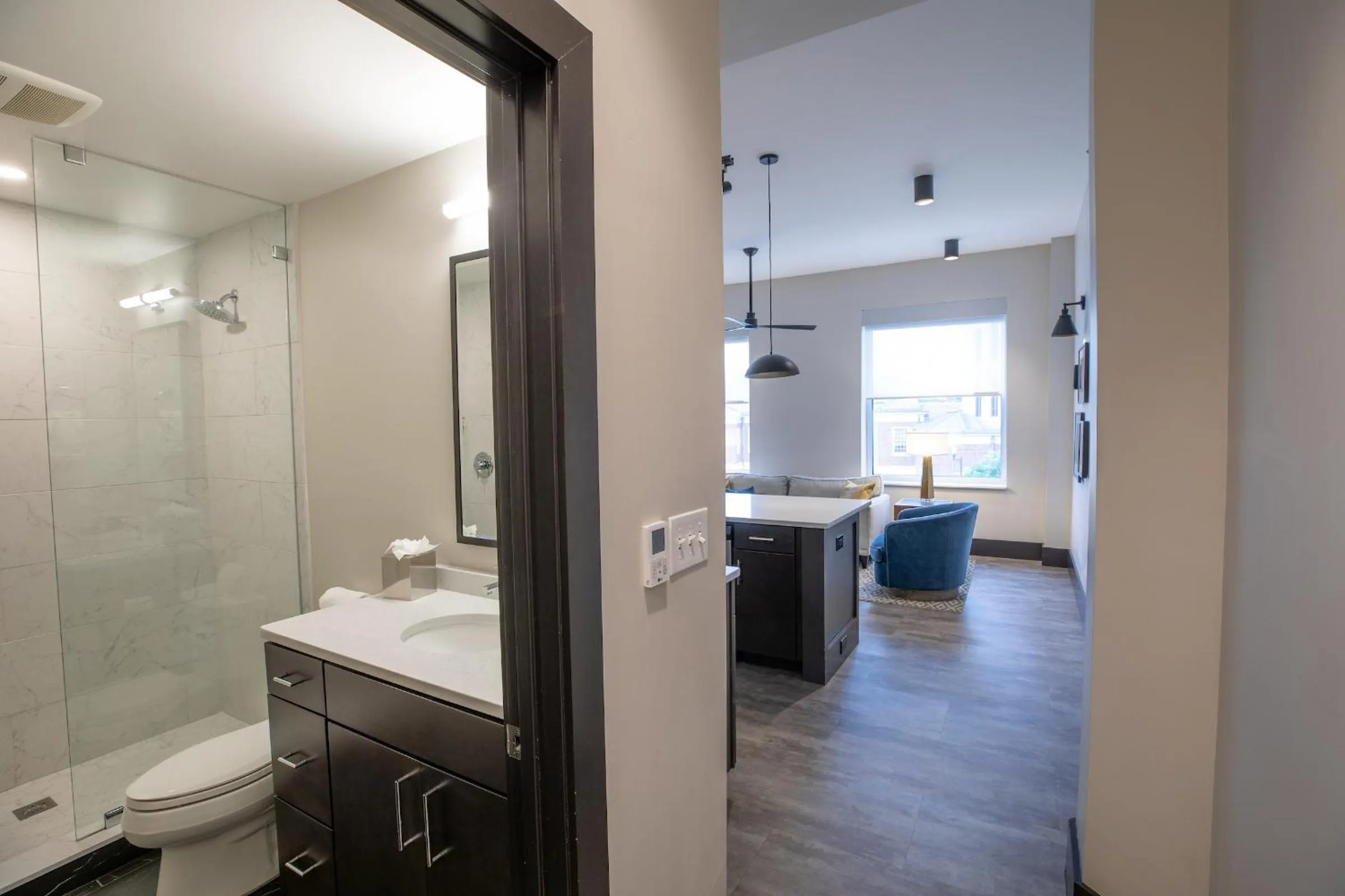 Bathroom in The Bee Hotel, Danville