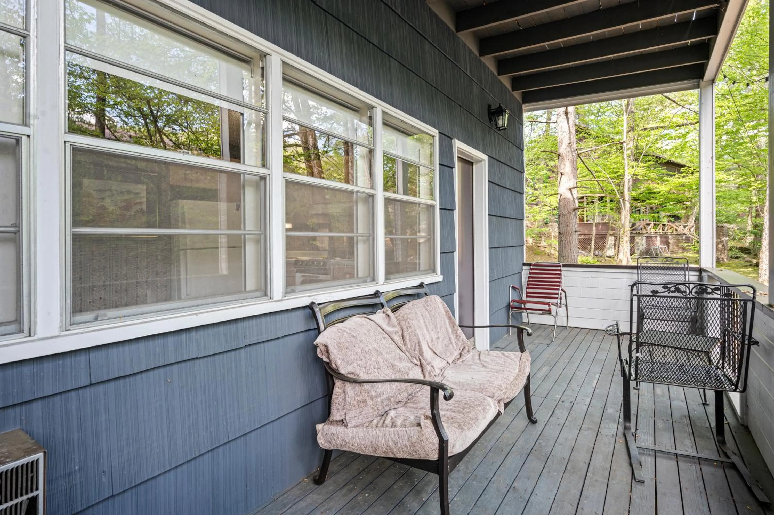 Carr's Northside Hotel and Cottages