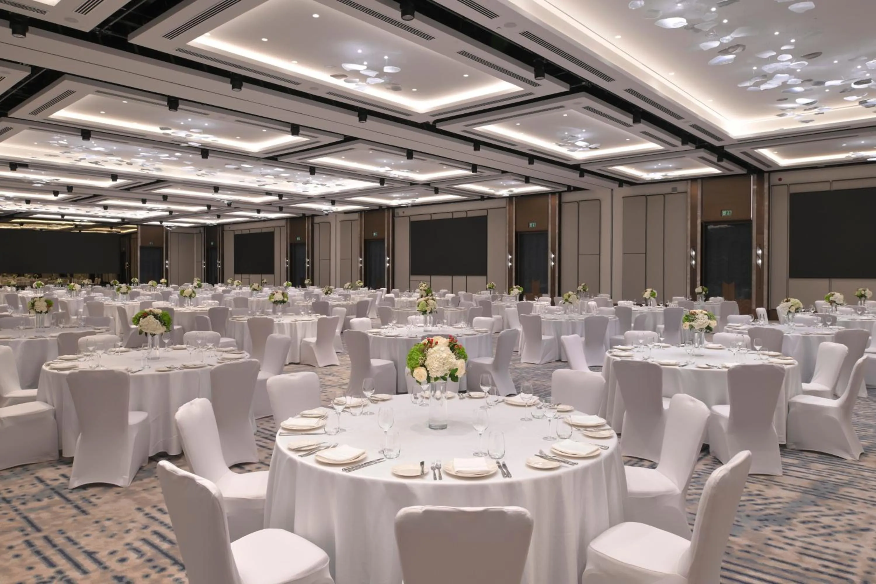 Meeting/conference room in InterContinental Dubai Festival City by IHG