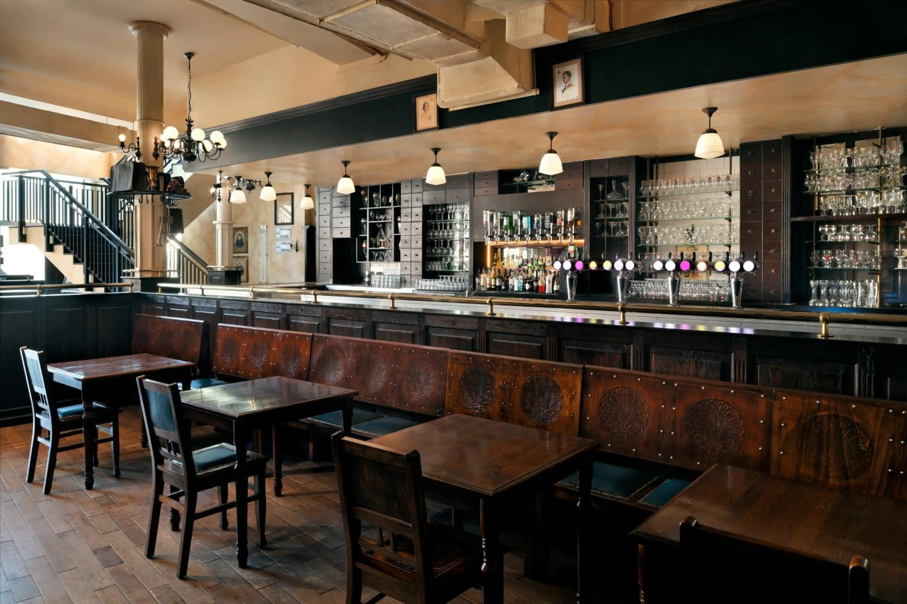 Restaurant/places to eat in Crowne Plaza Dubai Festival City