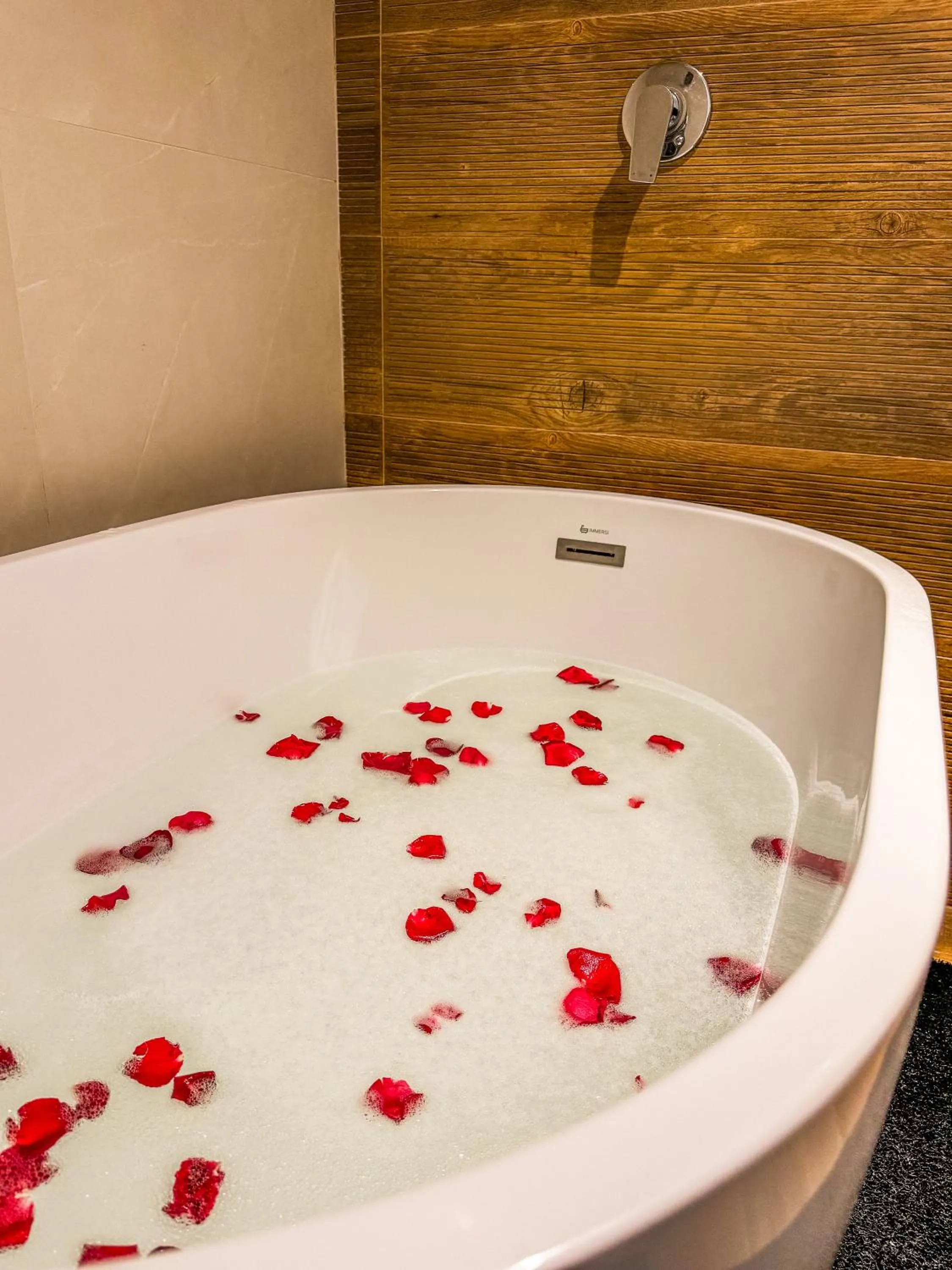 Bath in Oceana Atlântico Hotel & SPA