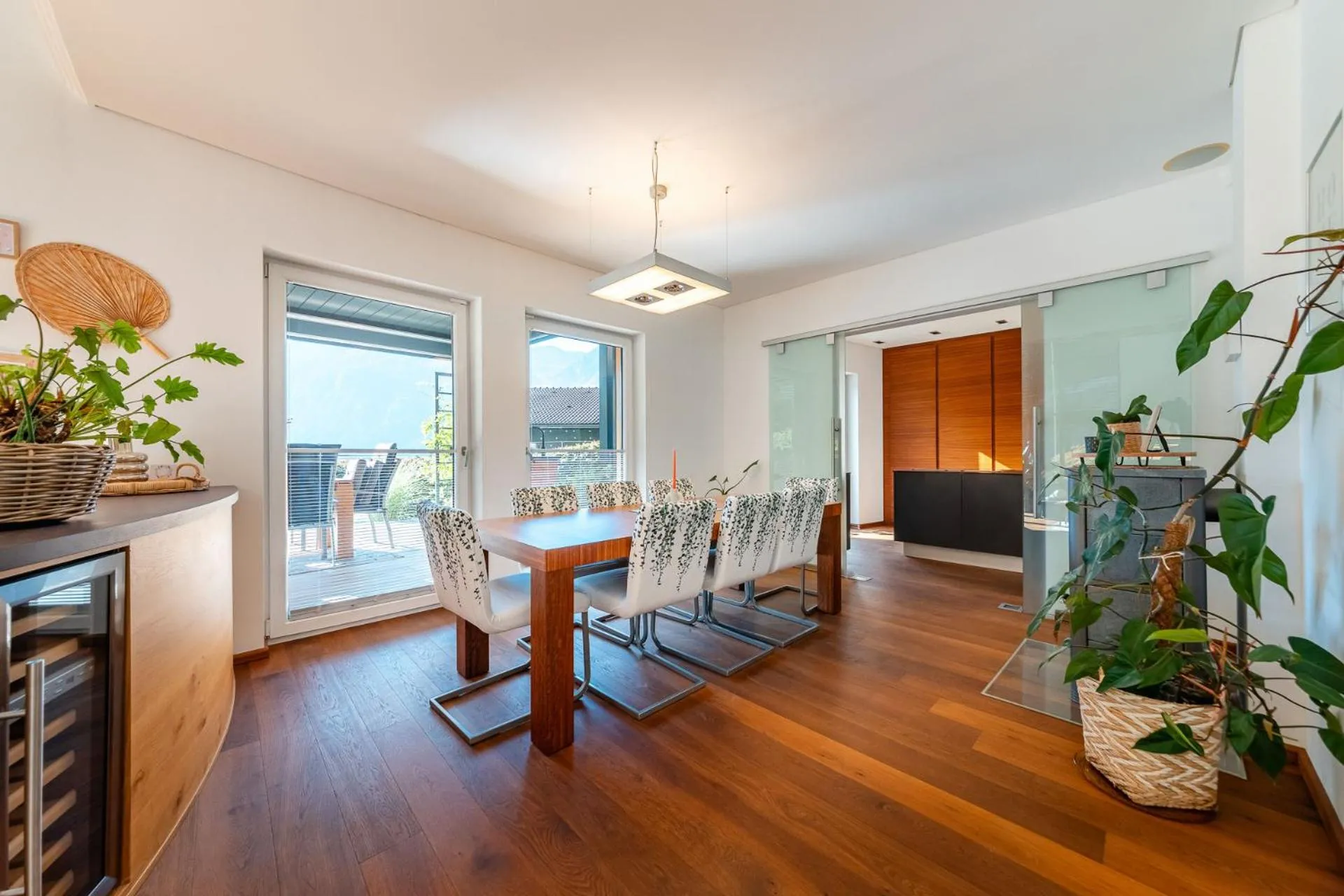 Dining area in Villa Bergl.21