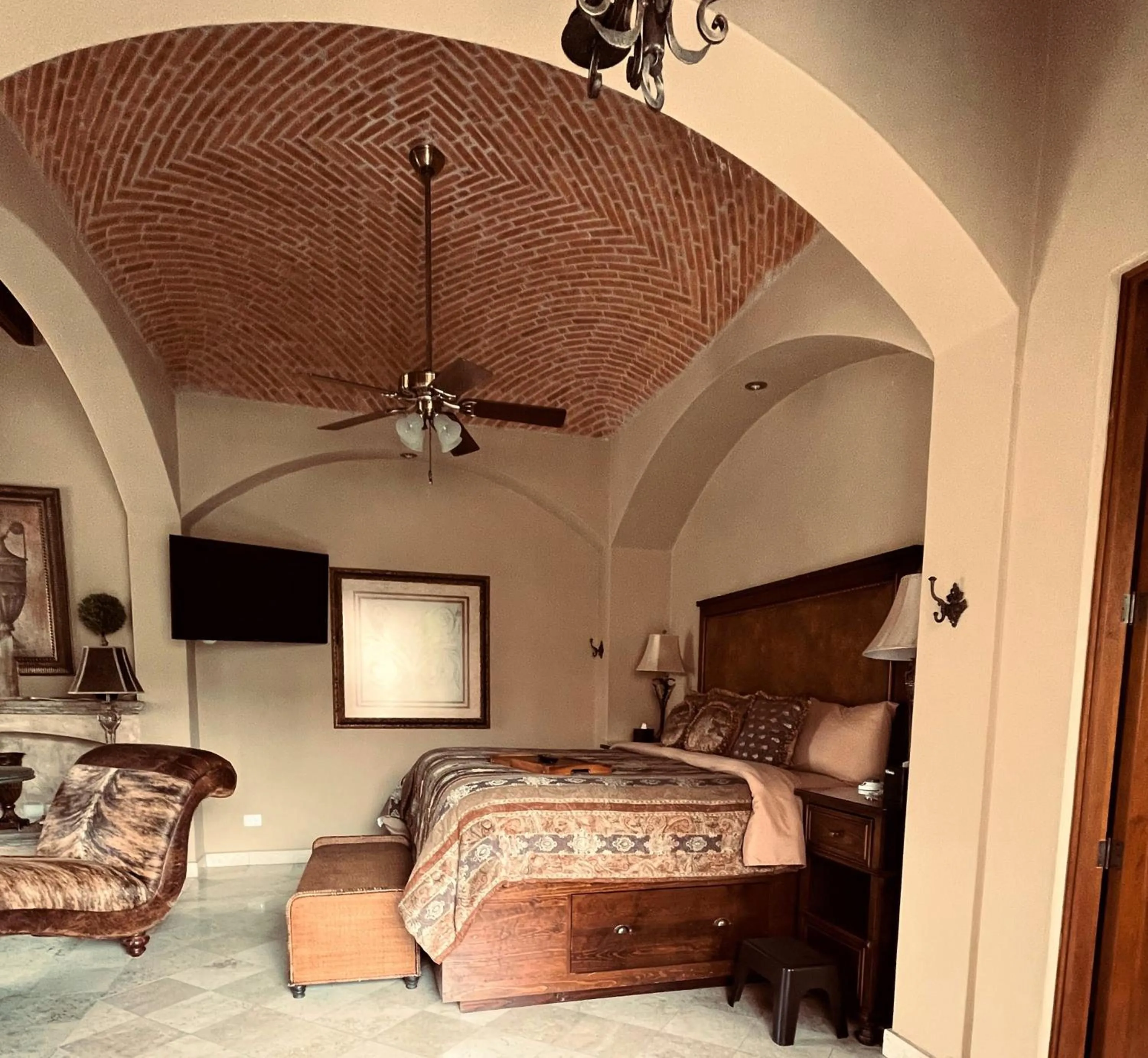 Bed in Casa Grande Luxury Boutique Hotel