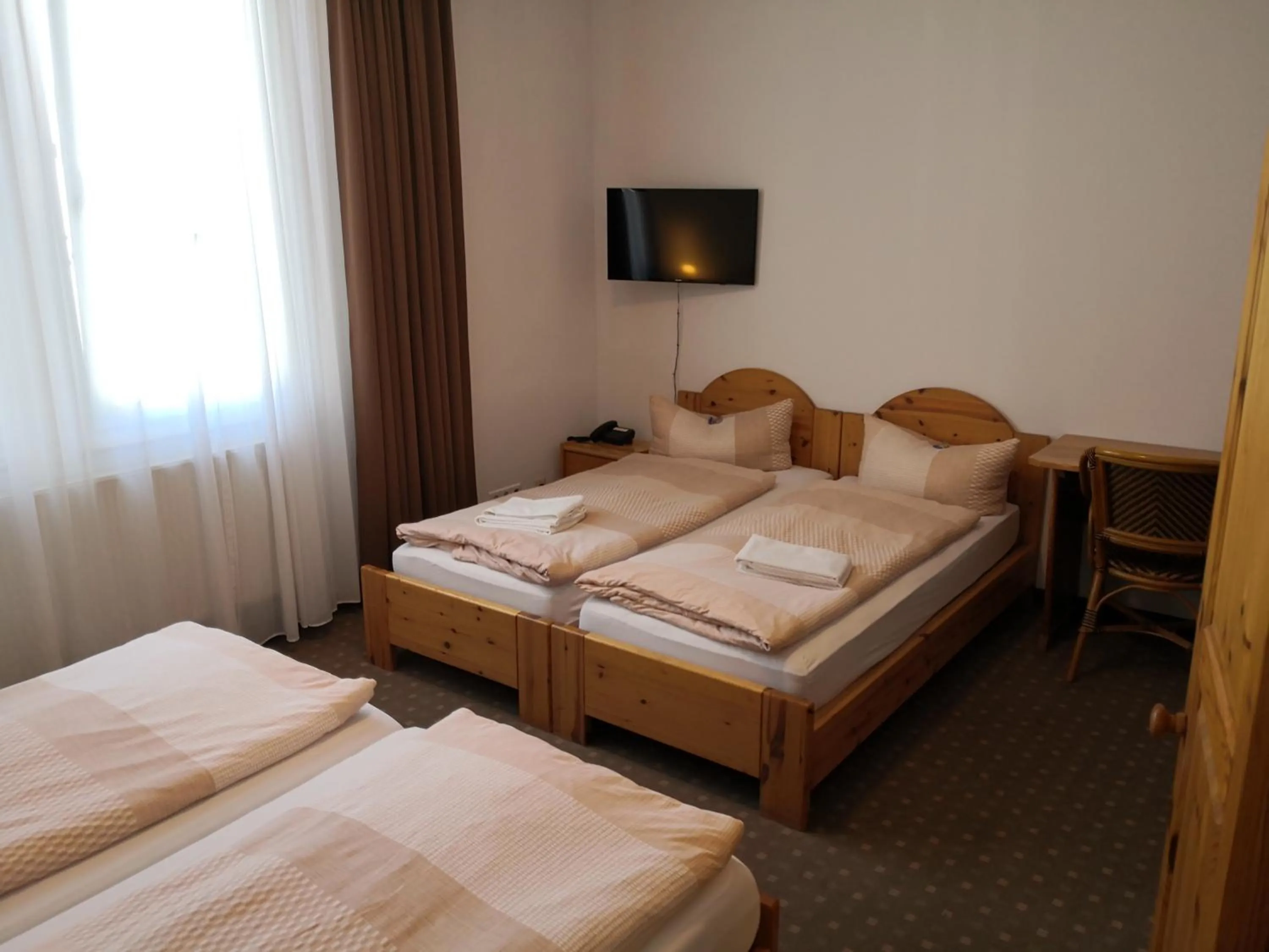 Photo of the whole room, Bed in Pension am Heusteig