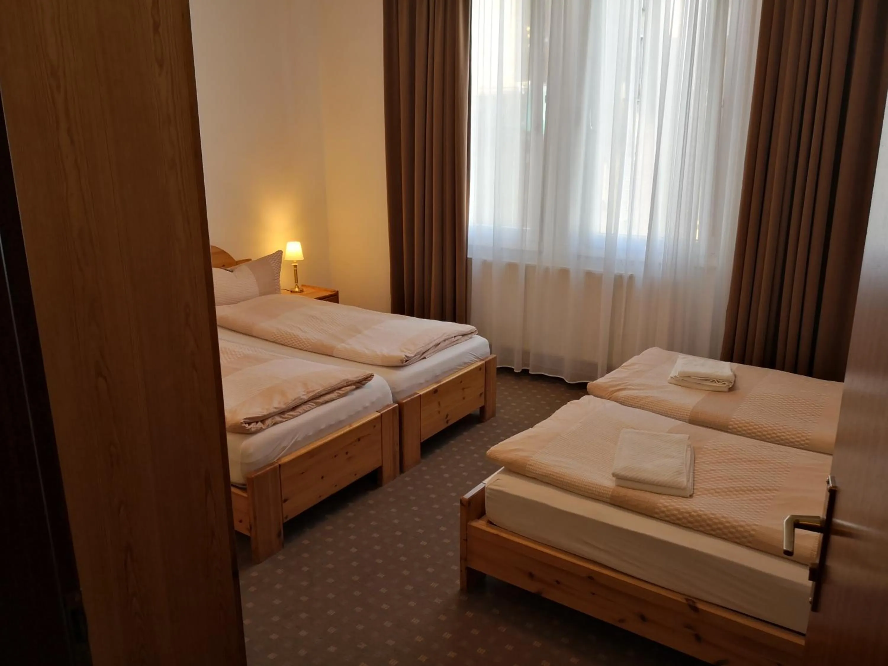 Photo of the whole room, Bed in Pension am Heusteig