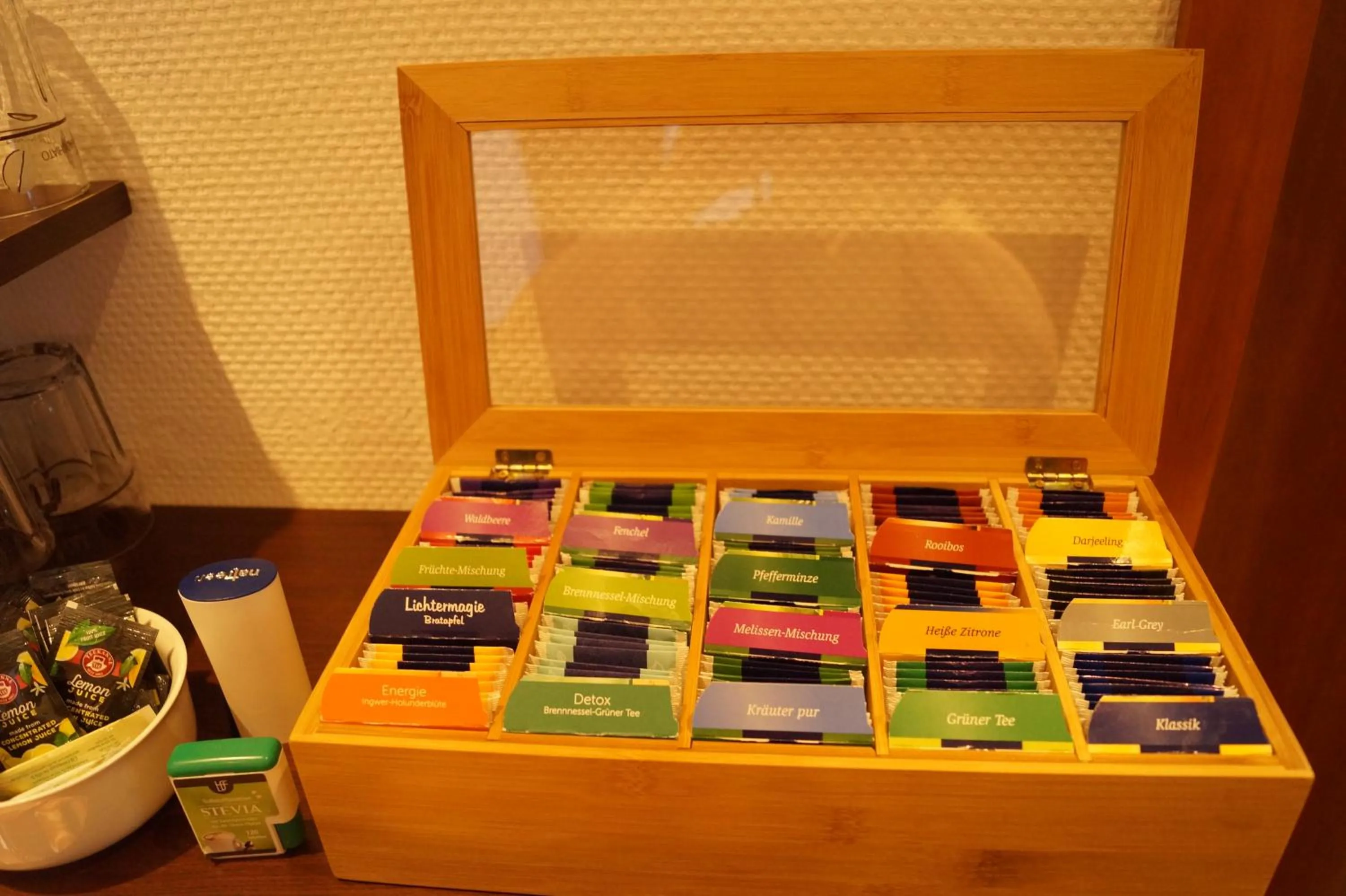 Buffet breakfast in Pension am Heusteig