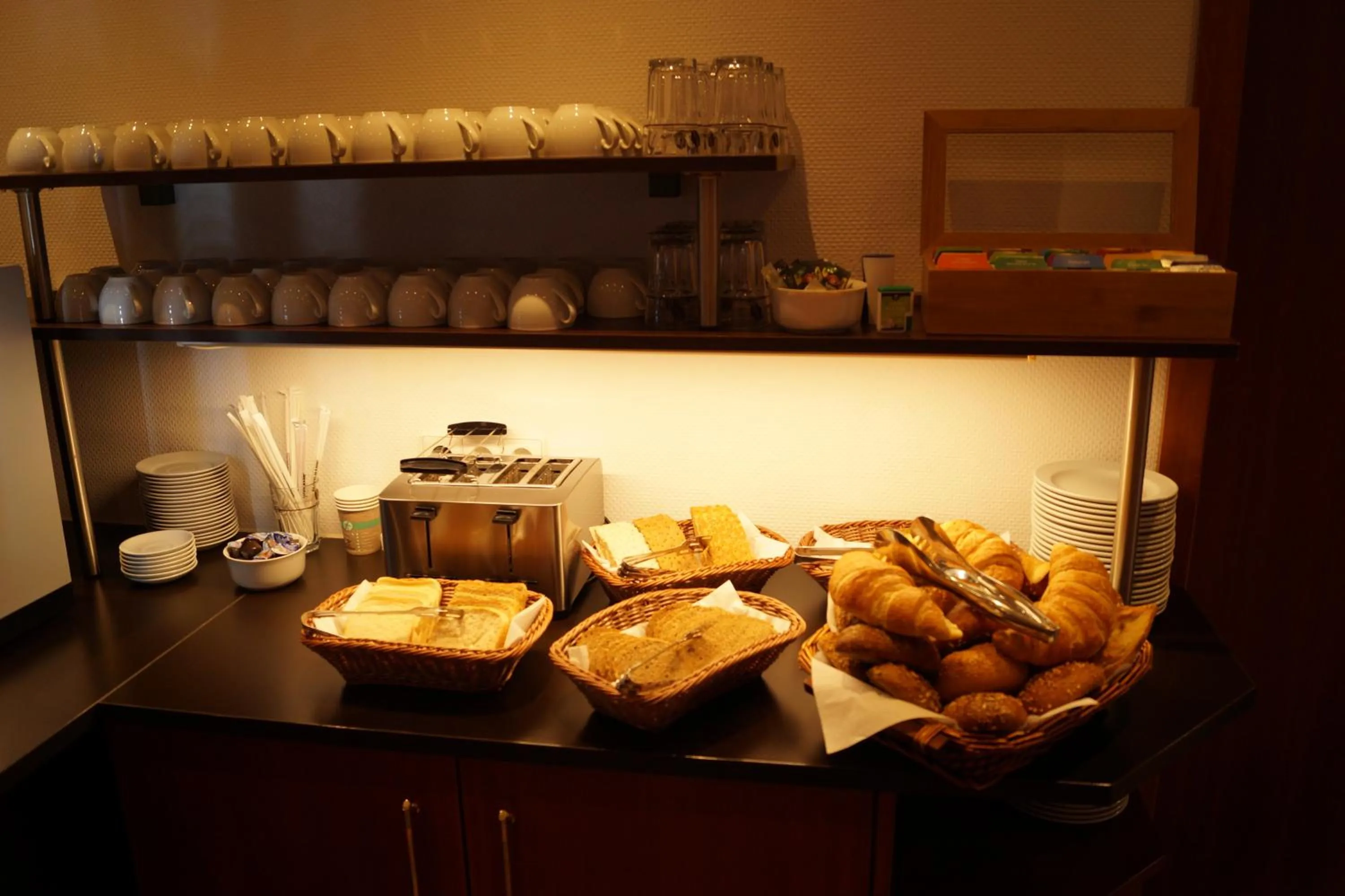 Buffet breakfast in Pension am Heusteig