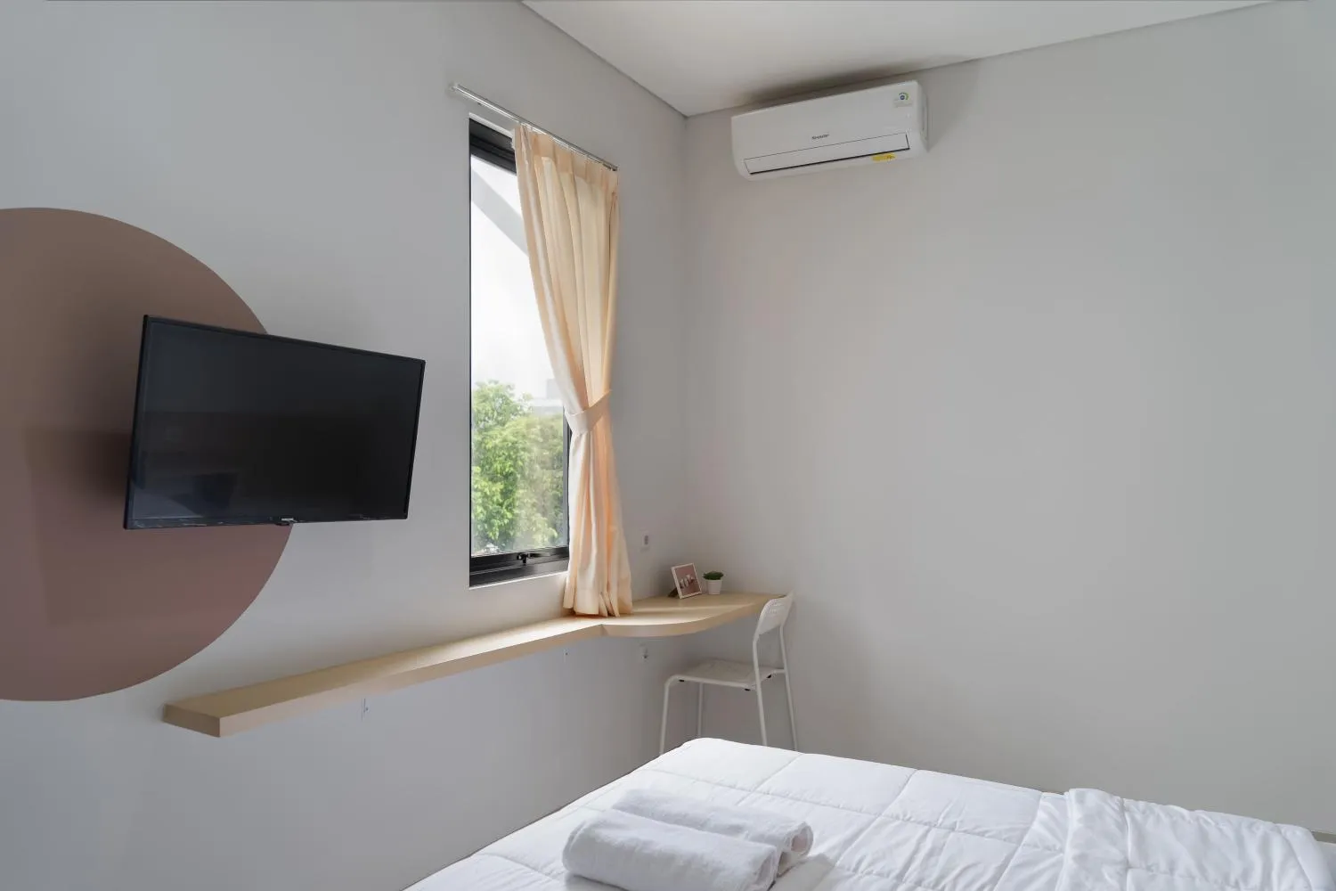 Bedroom, Bed in Cove Urooms Panglima Polim