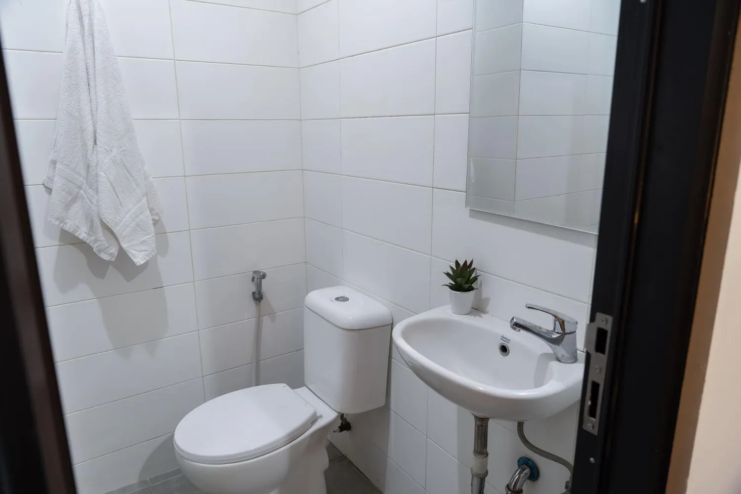 Bathroom in Cove Urooms Panglima Polim